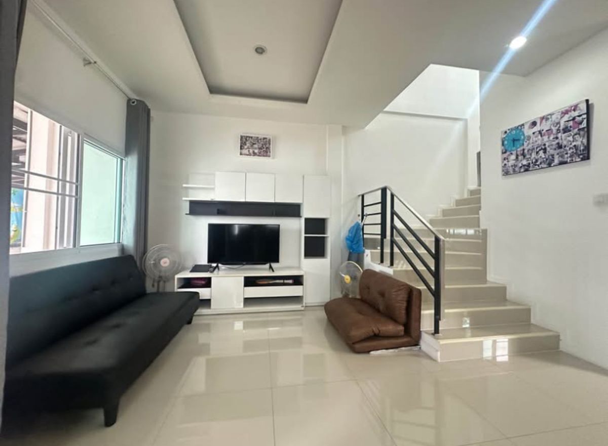 For RentTownhomeNawamin, Ramindra : Townhome for rent, Patagonia 3, Ramintra-Samwa, Minburi, near Fashion Island and MRT Minburi Market.