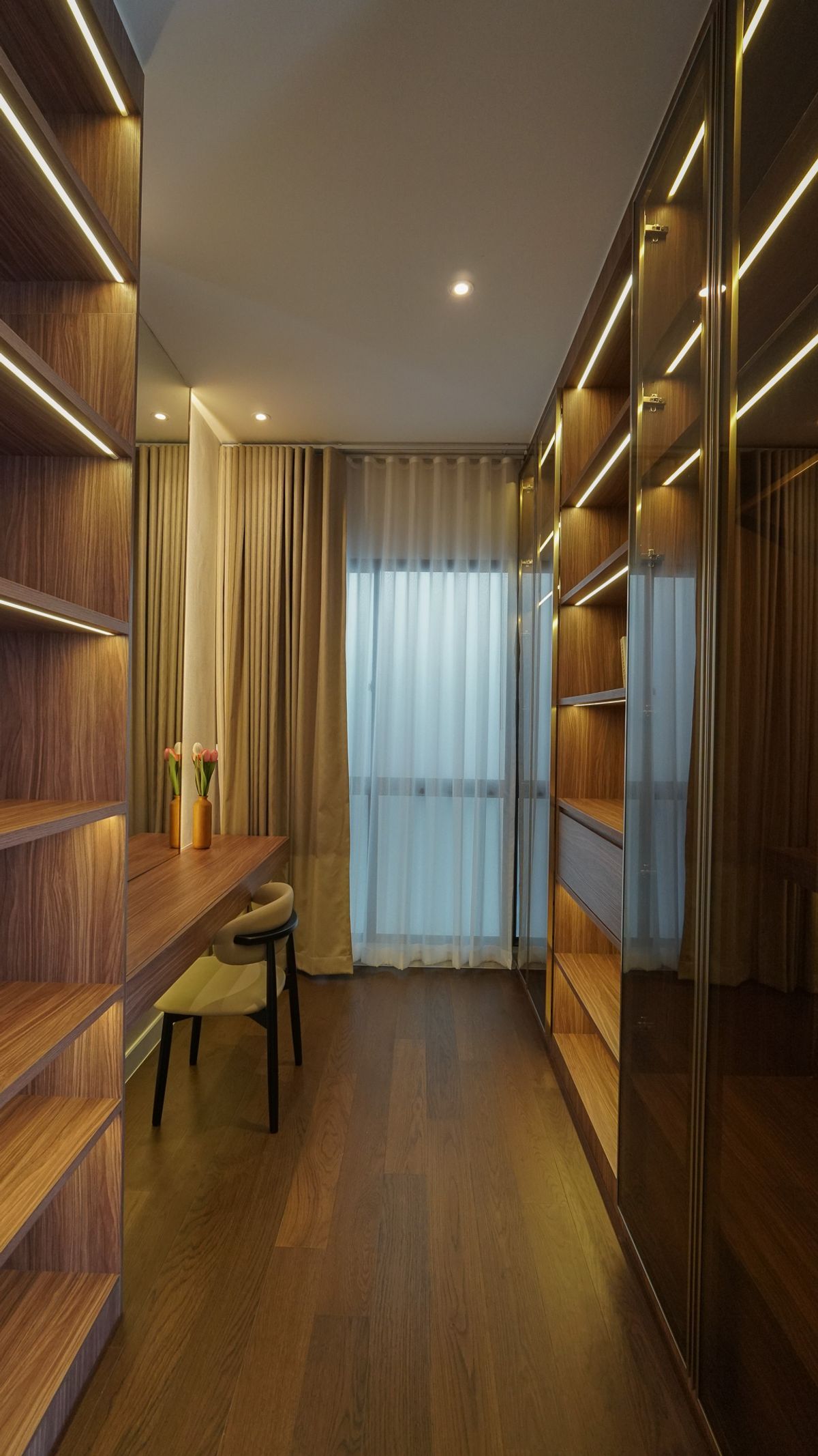 HousePattanakan, Srinakarin : P-2820 Rent/Urgent sale!  Ultra Luxury detached house, Bugann Krungthep Kreetha project, ready to move in.