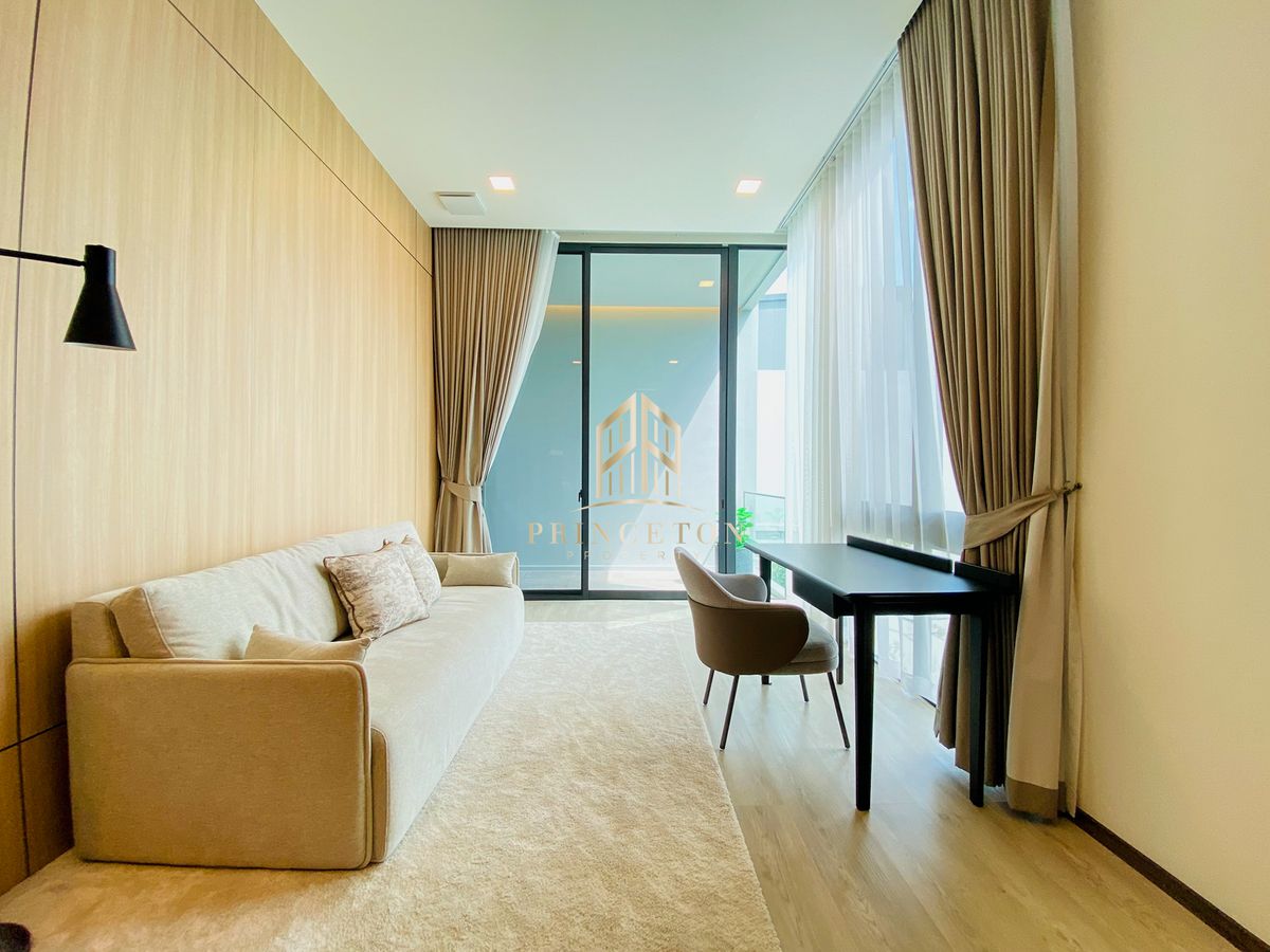 บ้านพัฒนาการ ศรีนครินทร์ : ให้เช่าบ้านหรู 3 ชั้น วีเว่ กรุงเทพกรีฑา ใกล้โรงเรียนนานาชาติเวลลิงตัน (Wellington) 📞092-4252445 Vive Krungthep Kreetha