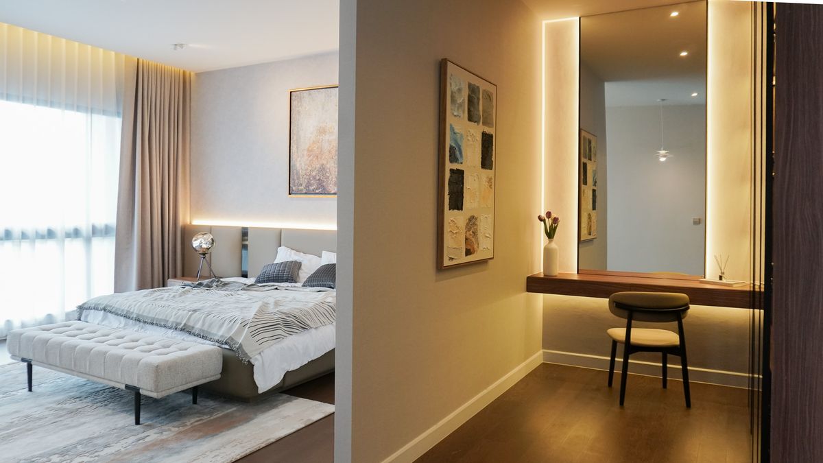 HousePattanakan, Srinakarin : P-2820 Rent/Urgent sale!  Ultra Luxury detached house, Bugann Krungthep Kreetha project, ready to move in.