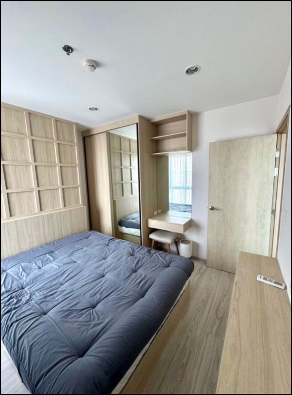 For SaleCondoBang Sue, Wong Sawang, Tao Pun : For sale: 2 bedrooms, corner room, built-in entire room, Free Furnished Condo Ideo Mobi Wong Sawang - Interchange (AM1983)