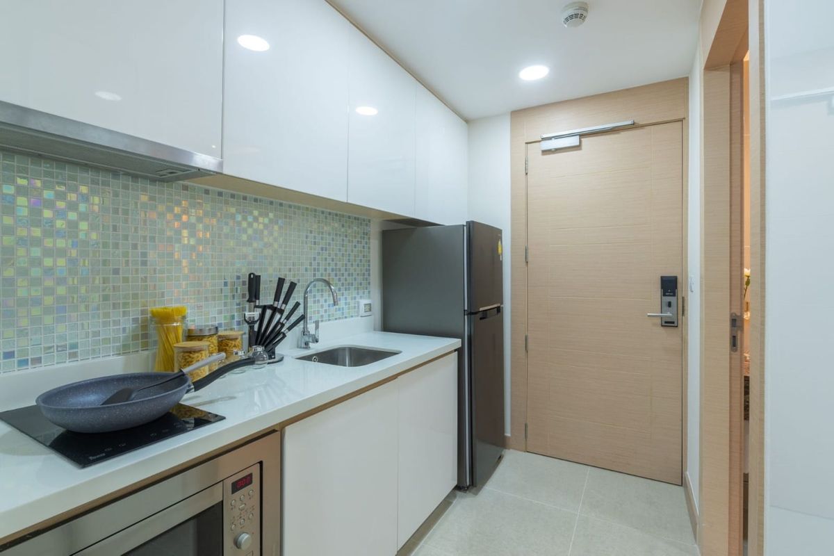 For SaleCondoPattaya, Bangsaen, Chonburi : For sale condo The Palm wongamat beach front pattaya Studio type (S03-2152) 