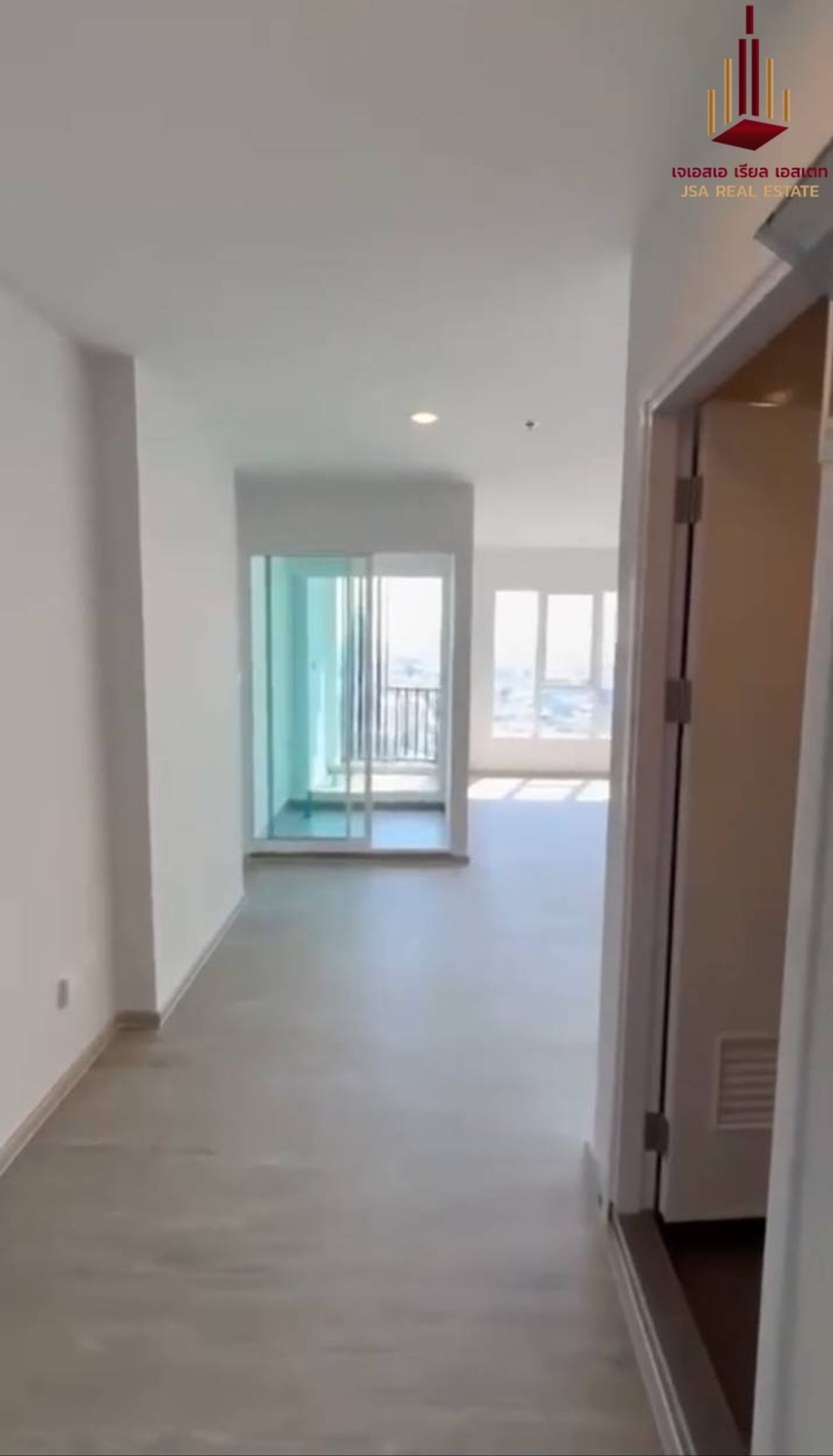 ขายดาวน์คอนโดบางนา แบริ่ง ลาซาล : ✨ For Sale : Regent Home Bangna (New Project) Condo ✨  💰 only 1,450,000 thb