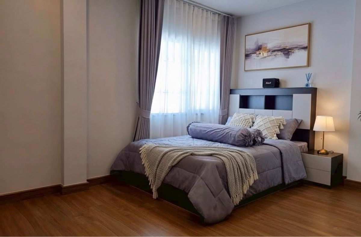 HouseBangna, Bearing, Lasalle : P-2824 for rent, for rent/sale, luxurious detached house, ready to move in, move your bags and move in, good location, near Mega Bangna, Centro Bangna Phase 2 project.