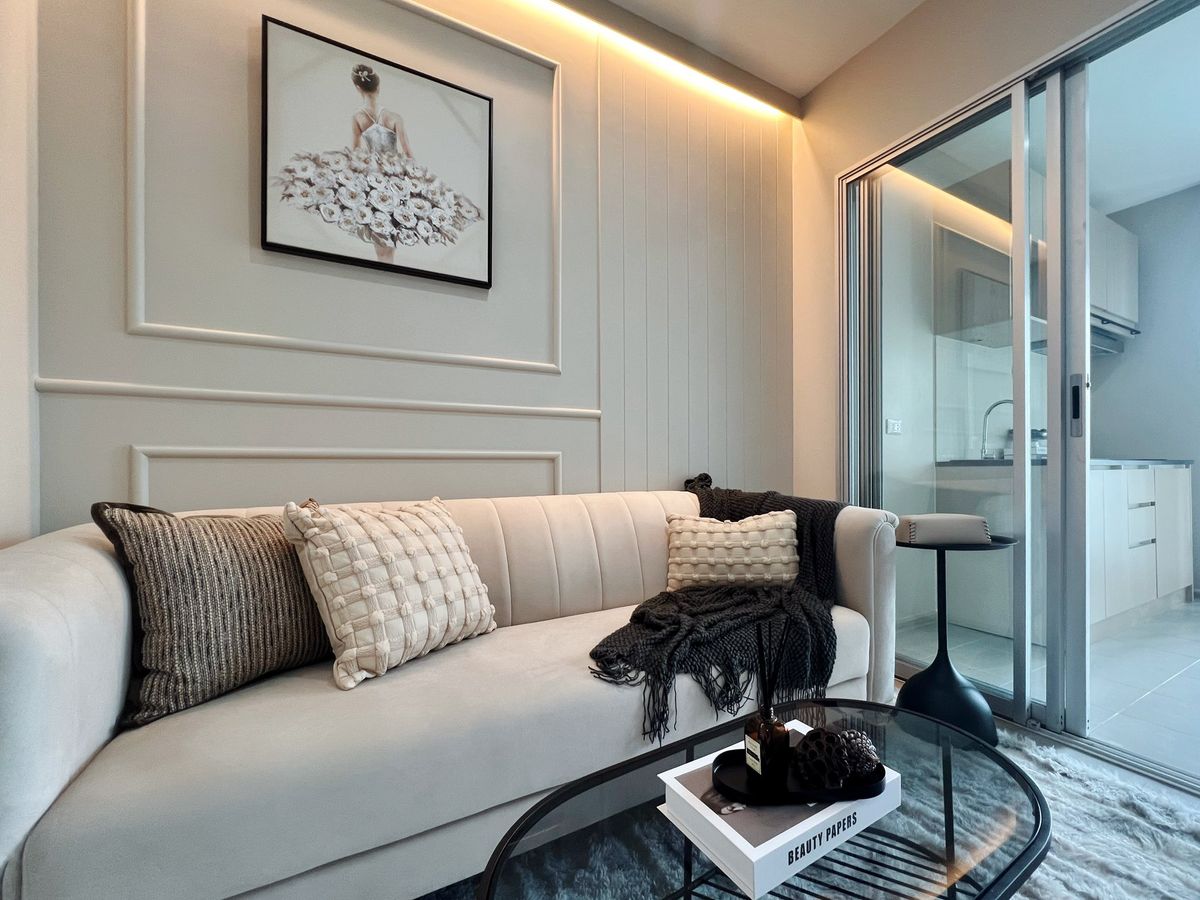For SaleCondoThaphra, Talat Phlu, Wutthakat : 🔥 For [ Sale ] [ Elio Sathorn - Wutthakat ] - [1 Bedroom Type], renovated ONLY 2.59MB!!! Easily to travel around by BTS. 