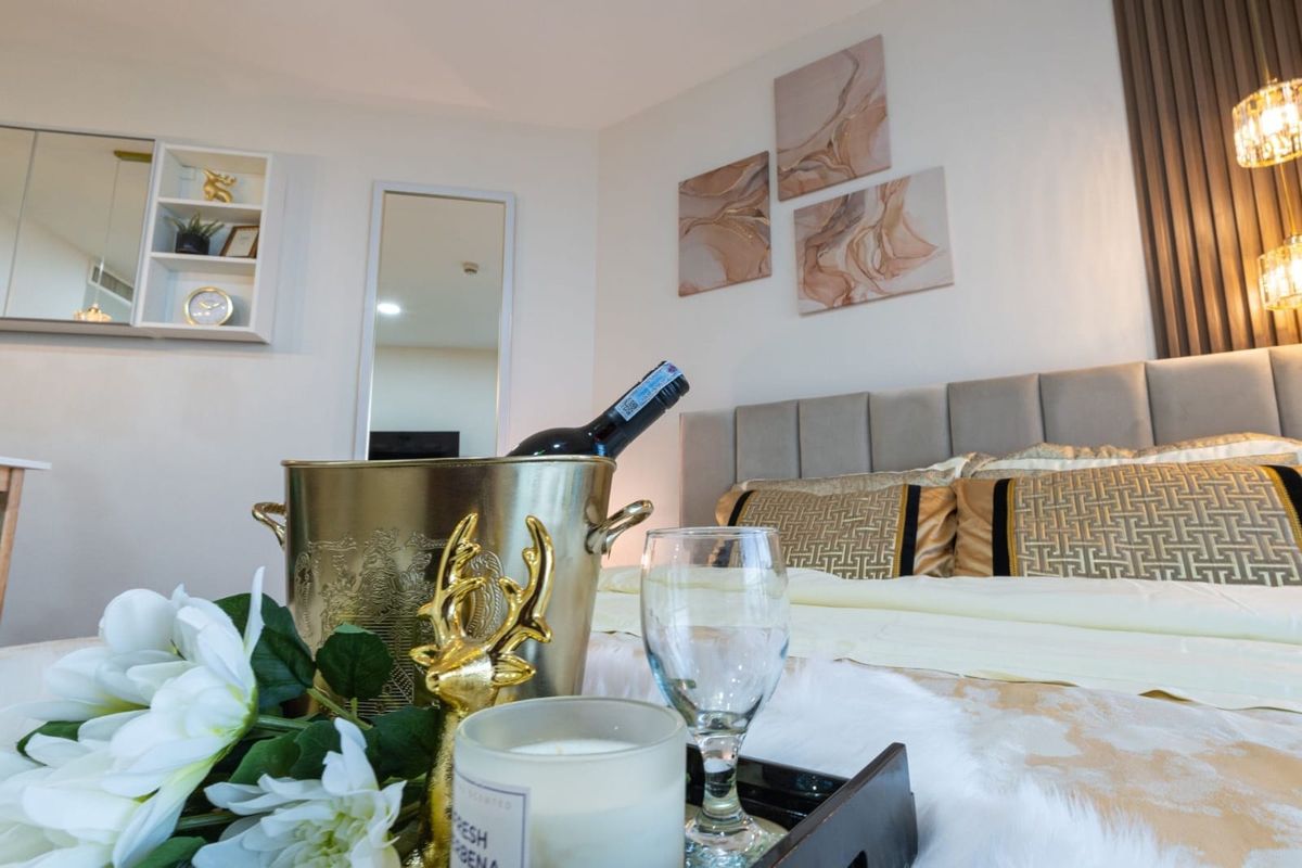 For SaleCondoPattaya, Bangsaen, Chonburi : For sale condo The Palm wongamat beach front pattaya Studio type (S03-2152) 