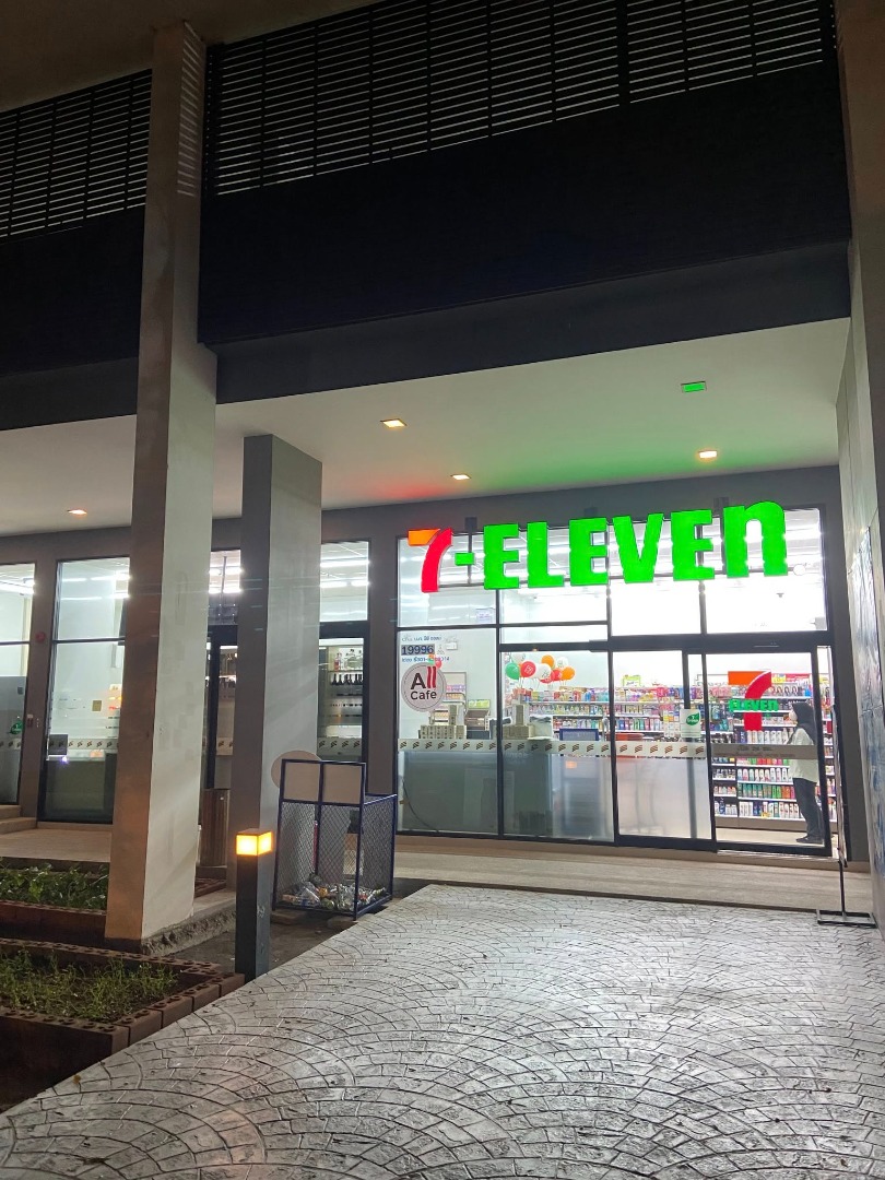 For SaleCondoRatchadapisek, Huaikwang, Suttisan : 🔥Urgent Sale🔥 Ideo Ratchada-Huai Khwang, fully furnished, ready to move in, next to Huai Khwang MRT, 80 meters away.