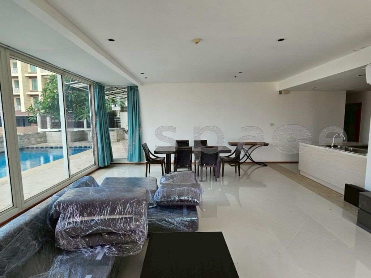 ขายคอนโดสาทร นราธิวาส : ▚ LC159ツ สำหรับขาย The Empire Place – Penthouse สุดหรู 3 ห้องนอน พร้อมสระว่ายน้ำส่วนตัว ราคาพิเศษ ⭐