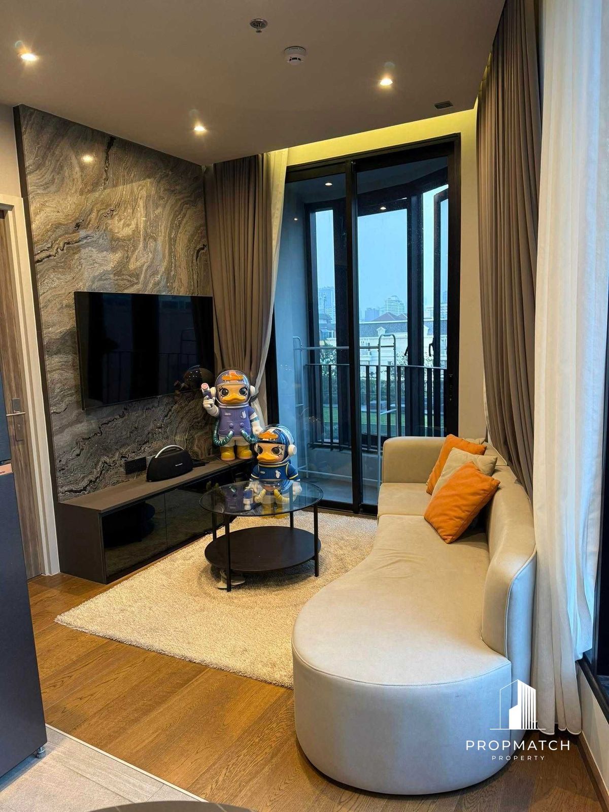 ให้เช่าคอนโดสุขุมวิท อโศก ทองหล่อ : ✨Flash Deal ✨Ideo Q Sukhumvit 36( 1Bed 1Bath 38SQM.) แต่งครบพร้อมอยู่ !! เพียง 35,000บาทต่อเดือน Tel.0981315848 @propmatch