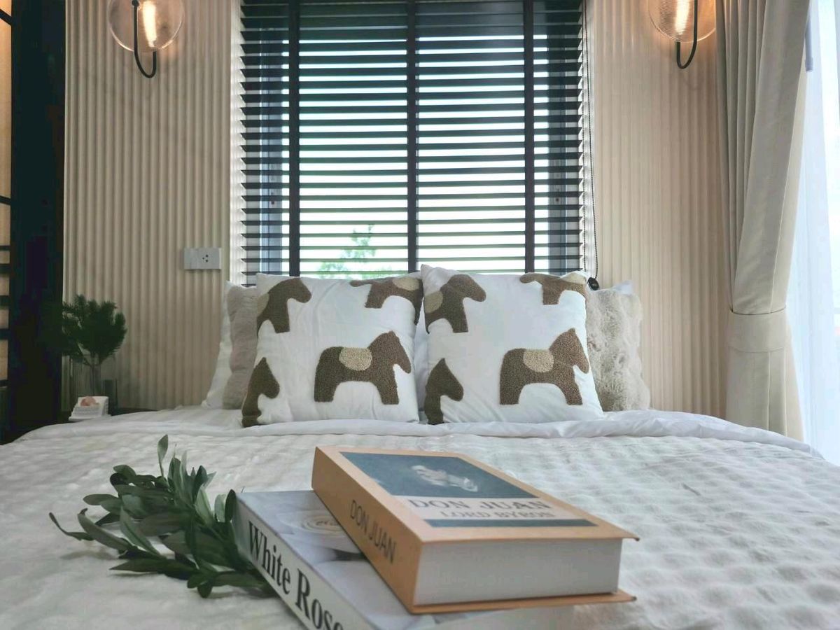 For SaleCondoChokchai 4, Ladprao 71, Ladprao 48, : 😸😸🏬🚅 Condo that allows pets, openly close to the BTS, expressway, rooms, restaurants and many more. JW Suite Chokchai Si 20, newly decorated throughout the room. With new furniture, whole room, easy installments 5,xxx. Baht per month, get a full loan 💯