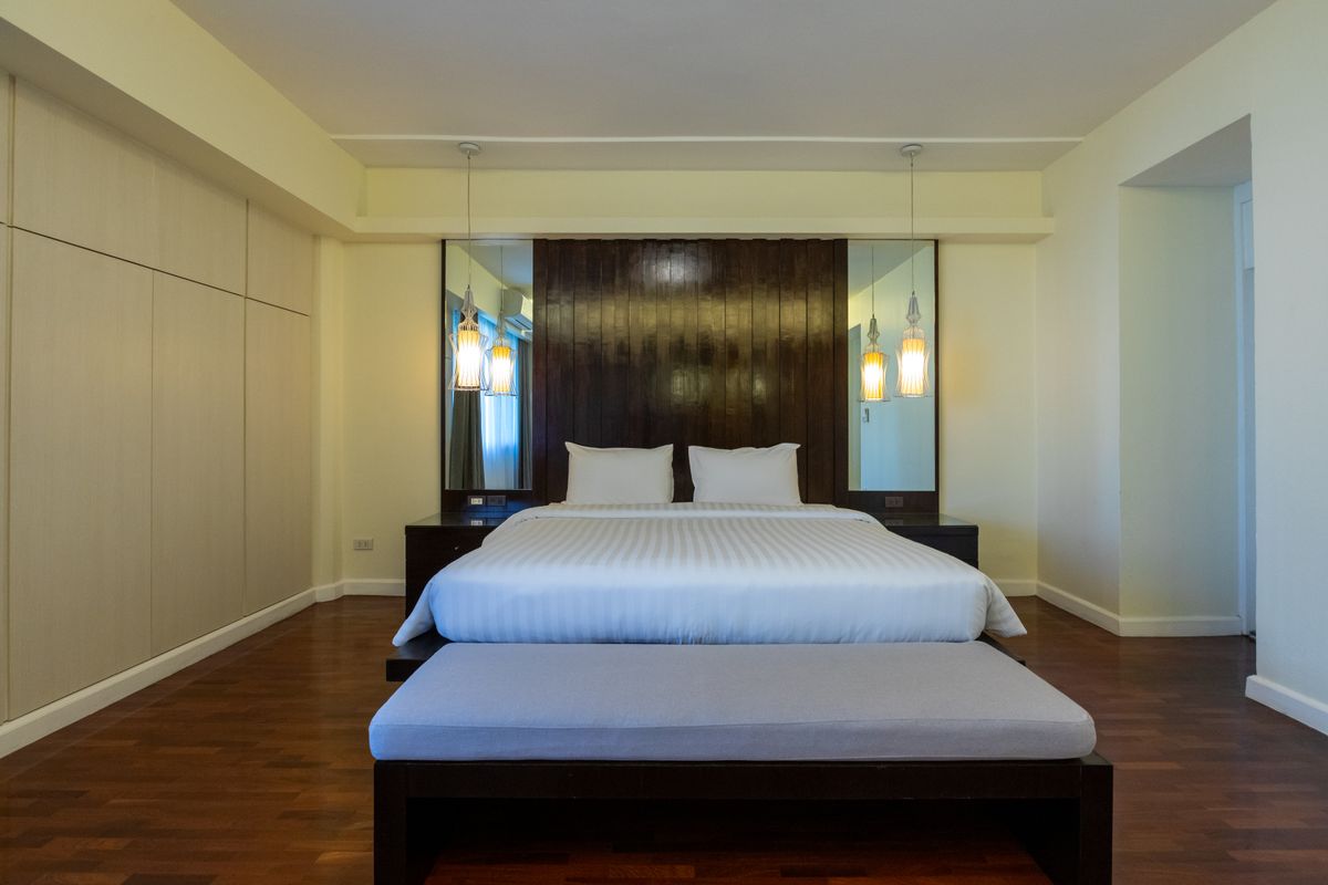 For RentNana, North Nana,Sukhumvit13, Soi Nana : 2 Bedrooms 2 Bathrooms near BTS NANA (166 s.q.m.)