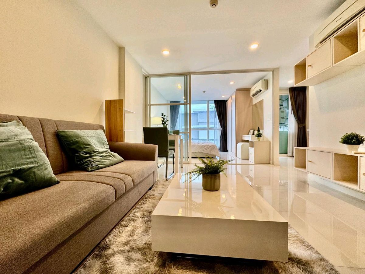 For RentCondoPattanakan, Srinakarin : Condo for rent, Element Srinakarin
1 bedroom, very ready to move in.