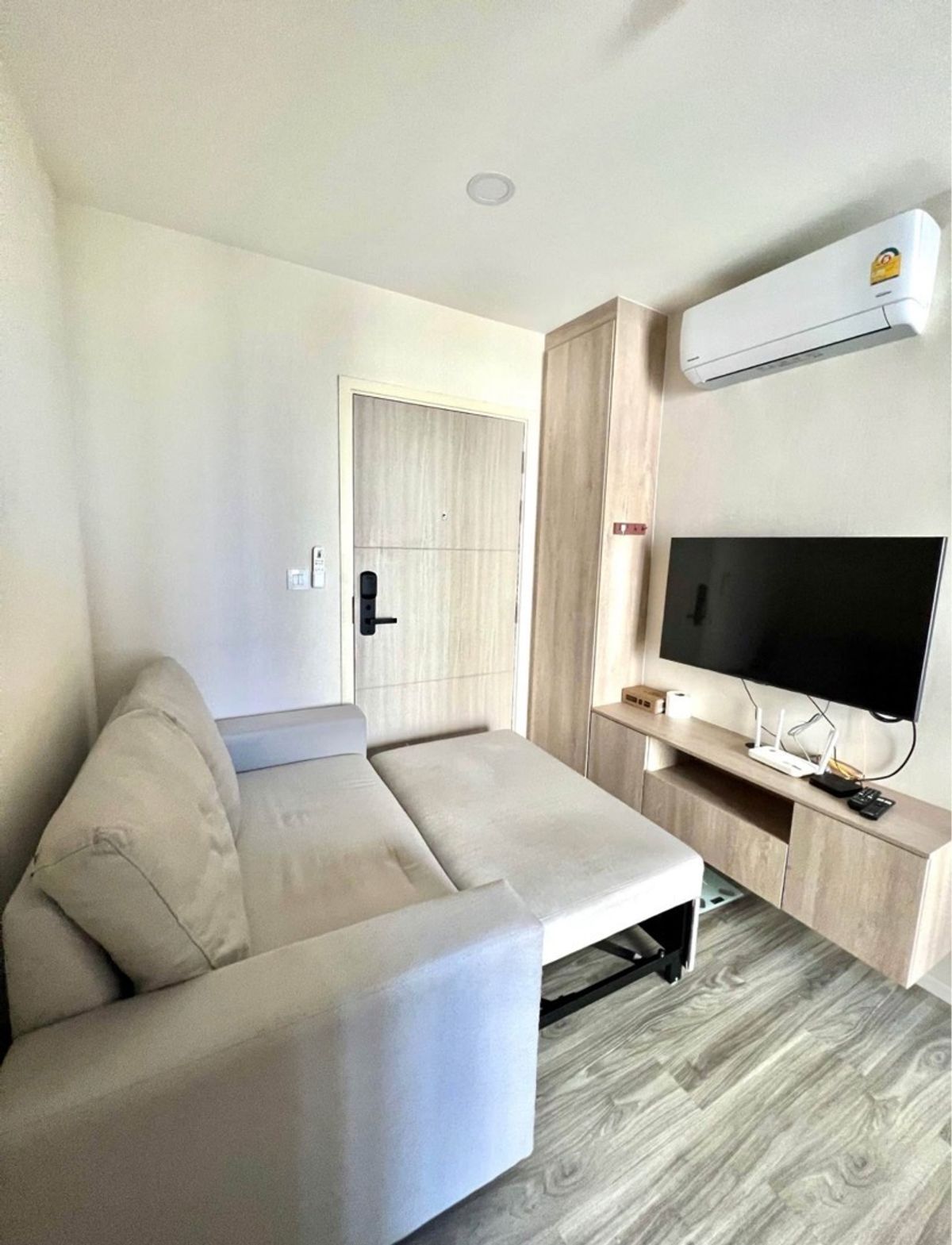 For RentCondoOnnut, Udomsuk : For rent Condo Ikon Sukhumvit 77