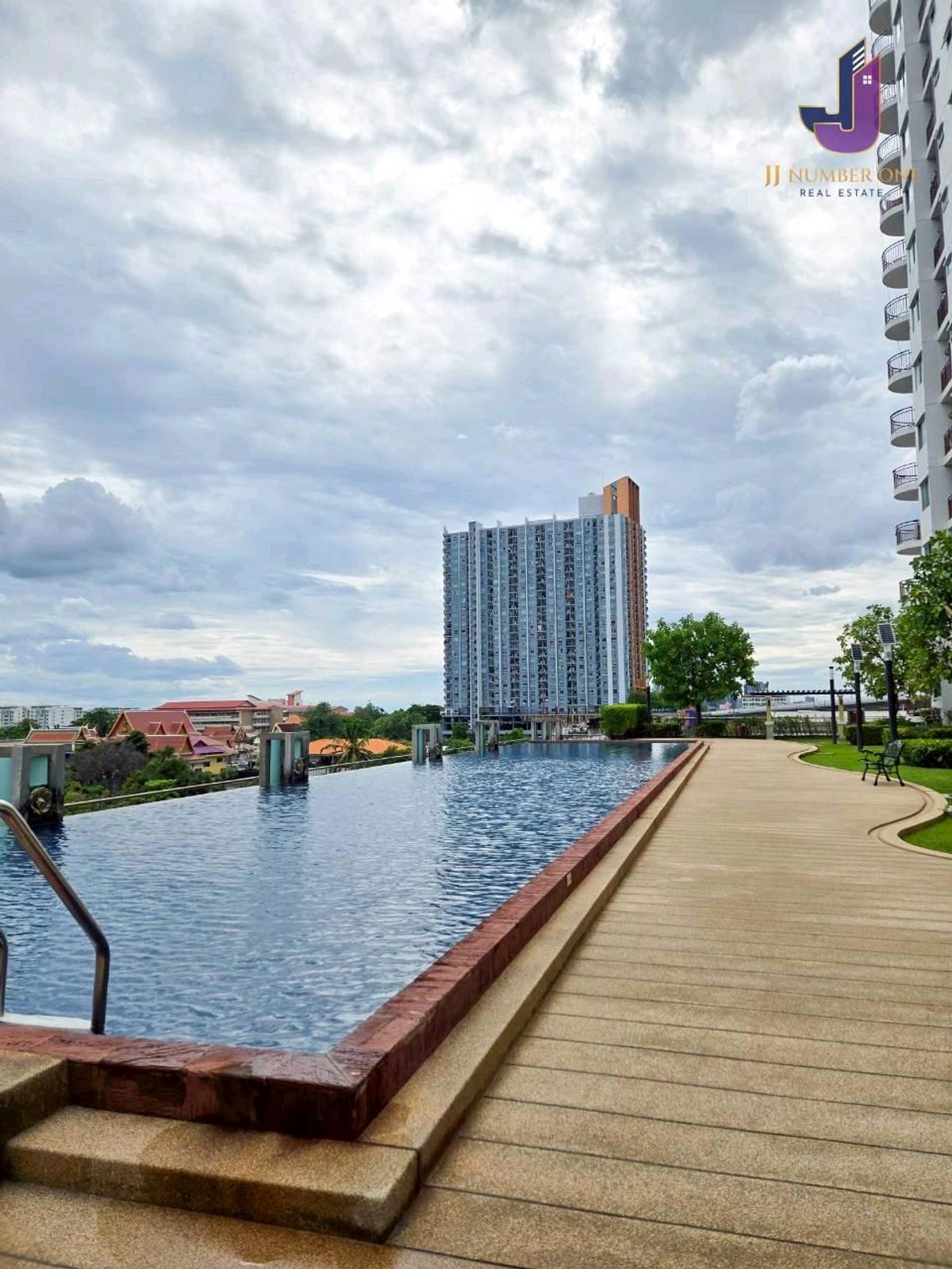 ขายคอนโดบางแค เพชรเกษม : ขายด่วน