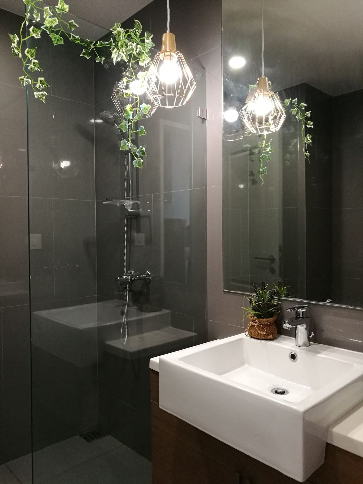 For RentCondoSathorn, Narathiwat : For Rent Noble Revo Silom/Sathorn 1 bed ready to move in.