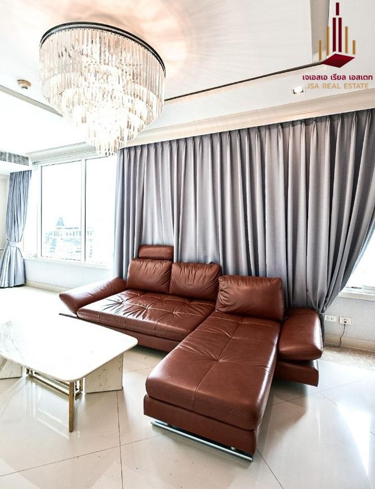 ขายคอนโดสาทร นราธิวาส : ✨ For Sale: The Empire Place Condo ✨  💰 Only 19,500,000 THB