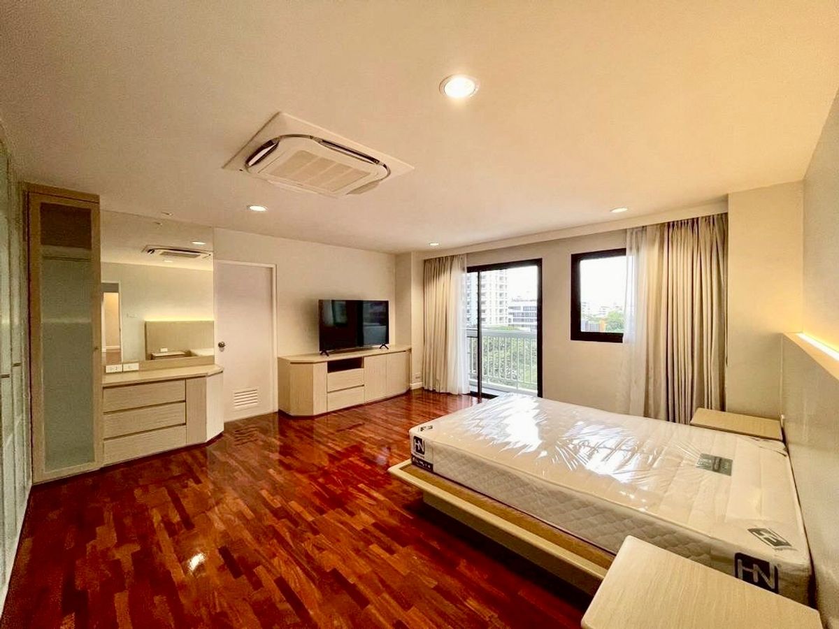 For RentCondoSukhumvit, Asoke, Thonglor : (UL2510073) Tel/Line 096-2479369✨FOR RENT The Waterford Condominium Thonglor,  3 bedrooms, Size 200 Sq.M. New Renovations
