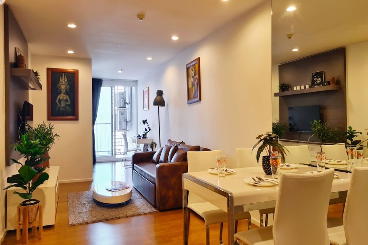 คอนโดนานา : 🔥 สำหรับขาย - เช่า !! ชั้นสูง 23++, ทำเลดี!! 🔥 Code C20230102784..........15 Sukhumvit Residences, 1 ห้องนอน, 1 ห้องน้ำ, แต่งครบ, พร้อมเข้าอยู่, ราคาพิเศษ!!📣📣