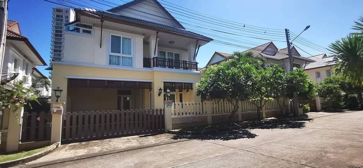 ขายบ้านศรีราชา แหลมฉบัง บ้านบึง :  คาซาลูนา / 3 ห้องนอน (ขาย), Casalunar / 3 Bedrooms (FOR SALE) YEAN007