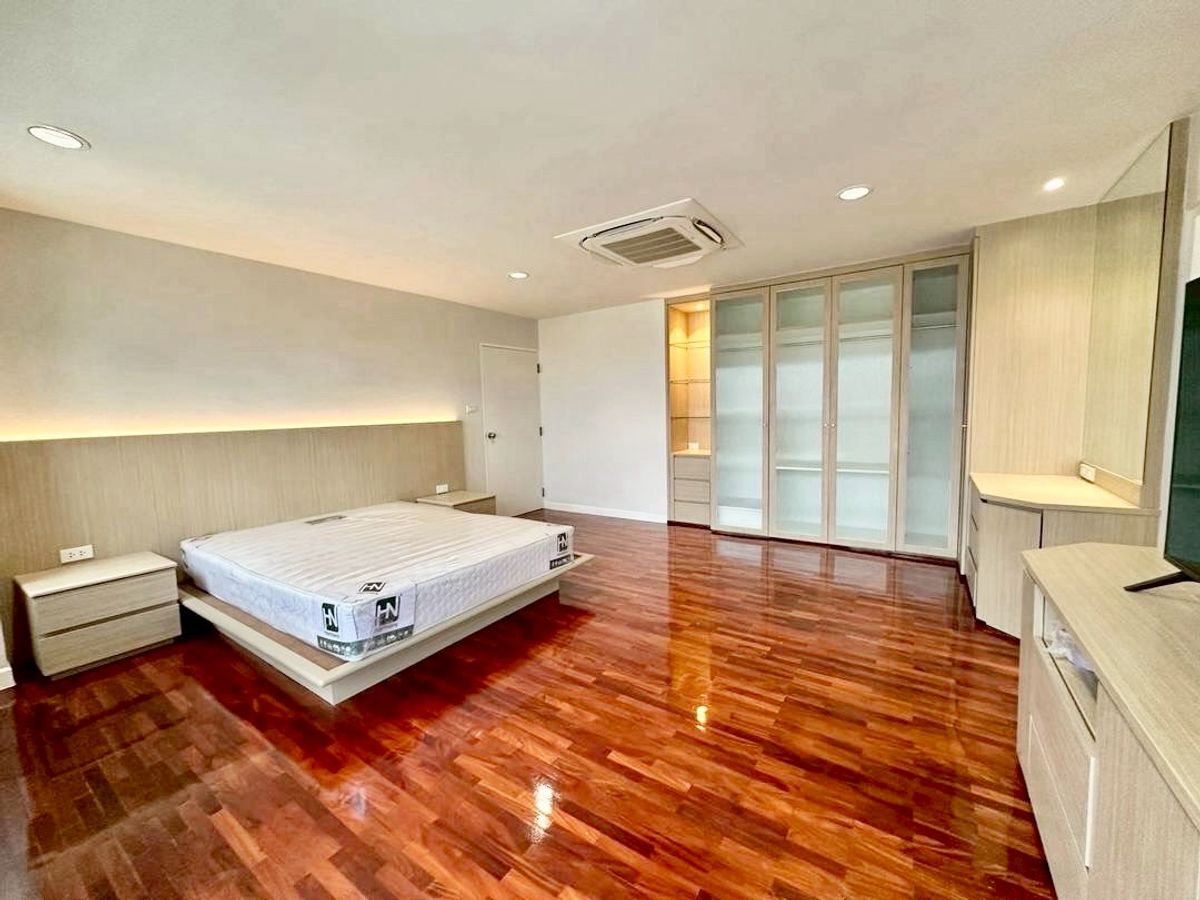 For RentCondoSukhumvit, Asoke, Thonglor : (UL2510073) Tel/Line 096-2479369✨FOR RENT The Waterford Condominium Thonglor,  3 bedrooms, Size 200 Sq.M. New Renovations