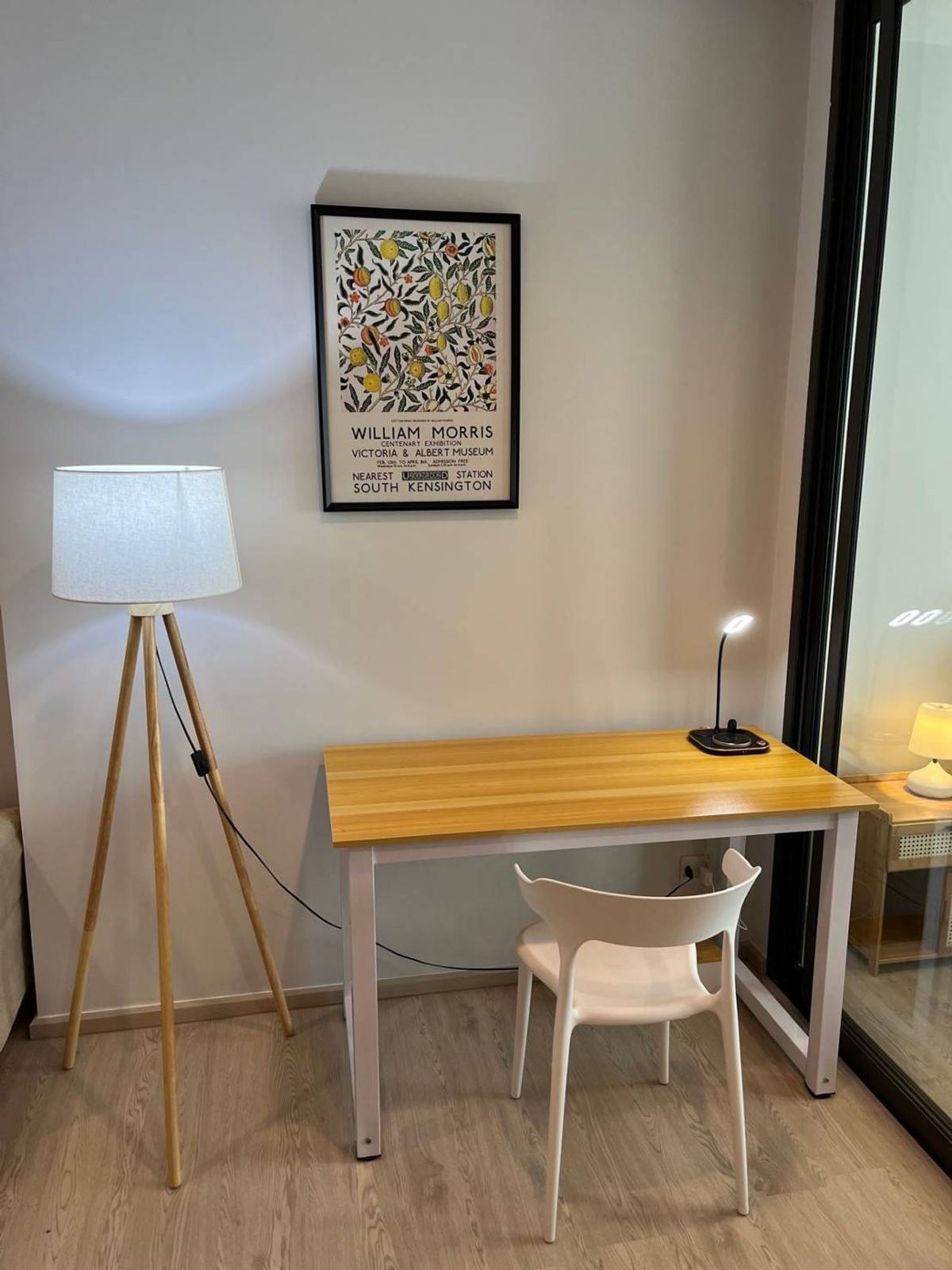 ให้เช่าคอนโดวิทยุ ชิดลม หลังสวน : For rent condo Life One Wireless (S03-2158) 