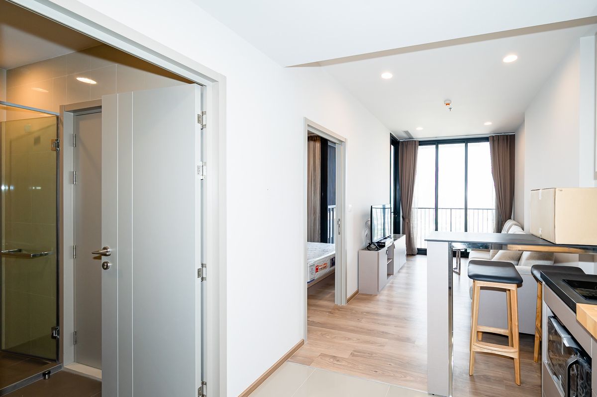 For RentCondoSukhumvit, Asoke, Thonglor : 📢OKA HAUS 2 B/2B only 30k. Please urgent call 081-910-8883