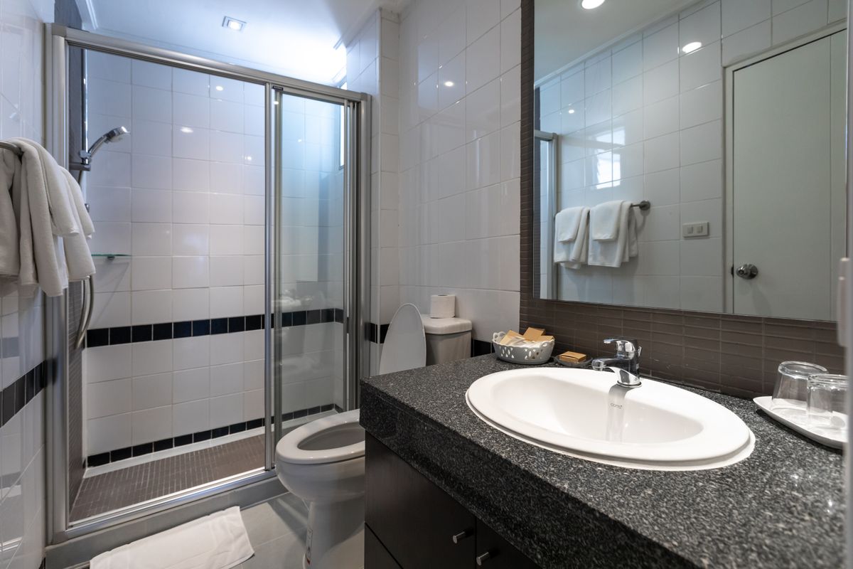 For RentNana, North Nana,Sukhumvit13, Soi Nana : 2 Bedrooms 2 Bathrooms near BTS NANA (166 s.q.m.)