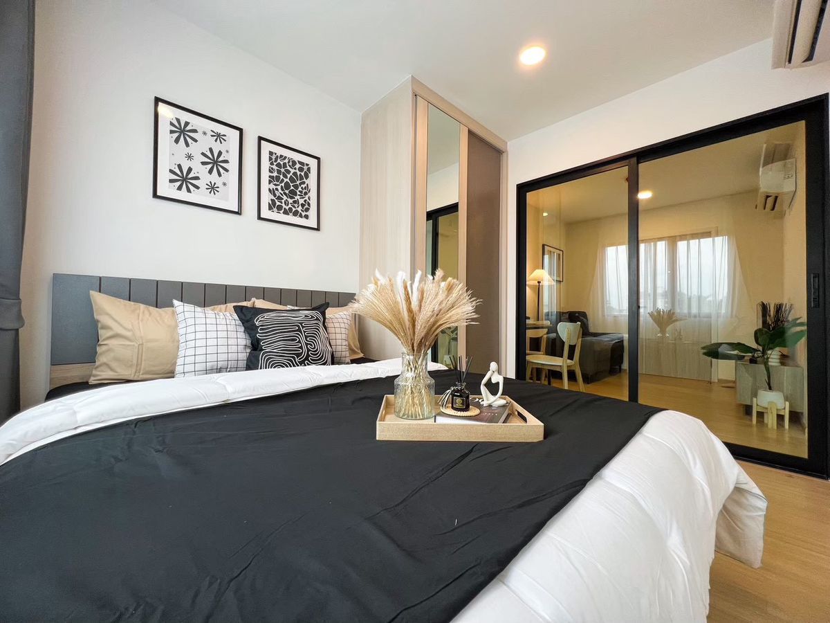 For RentCondoChokchai 4, Ladprao 71, Ladprao 48, : Condo for rent, Chewathai Hallmark Lat Phrao-Chokchai 4 Phase 2, beautiful room, convenient travel, near the BTS.