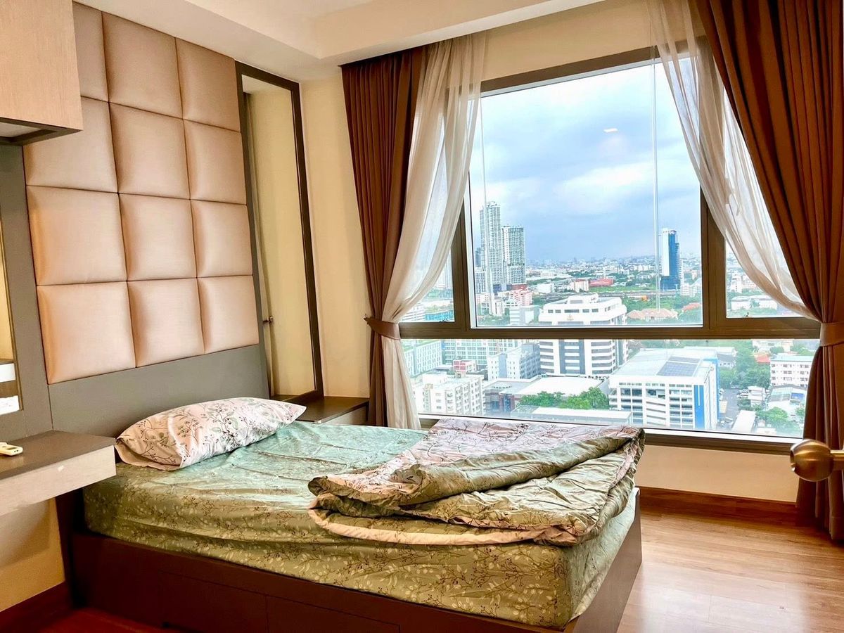 ให้เช่าคอนโดพระราม 9 เพชรบุรีตัดใหม่ RCA : ให้เช่า Thru Thonglor ราคา 30,000 บาท [NCr251024]