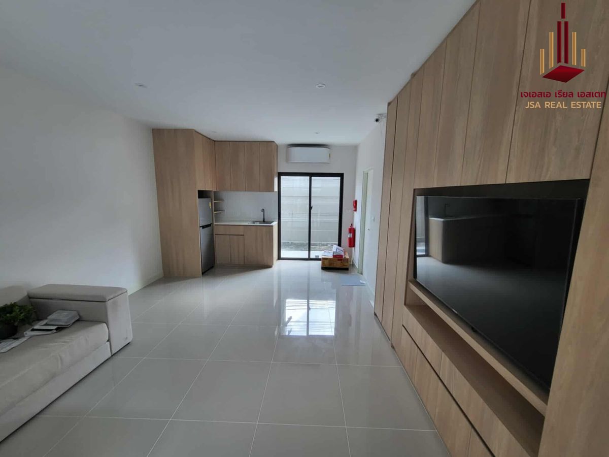 ให้เช่าทาวน์โฮมอ่อนนุช อุดมสุข : ✨ For Rent:  Baan Klang Muang Sukhumvit-Onnut✨ 💰 Only 35,000 THB/month