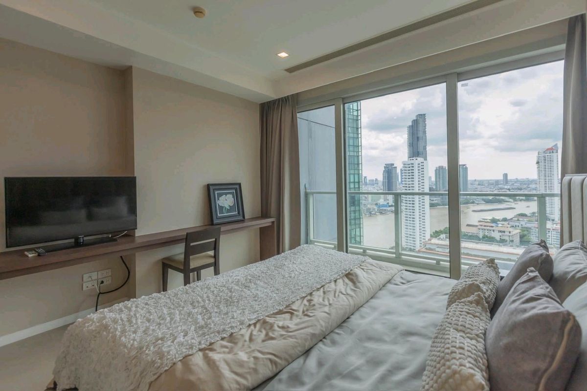For RentCondoWongwianyai, Charoennakor : For rent: The River Condo Charoen Nakhon [Maid service available to clean every Sunday]