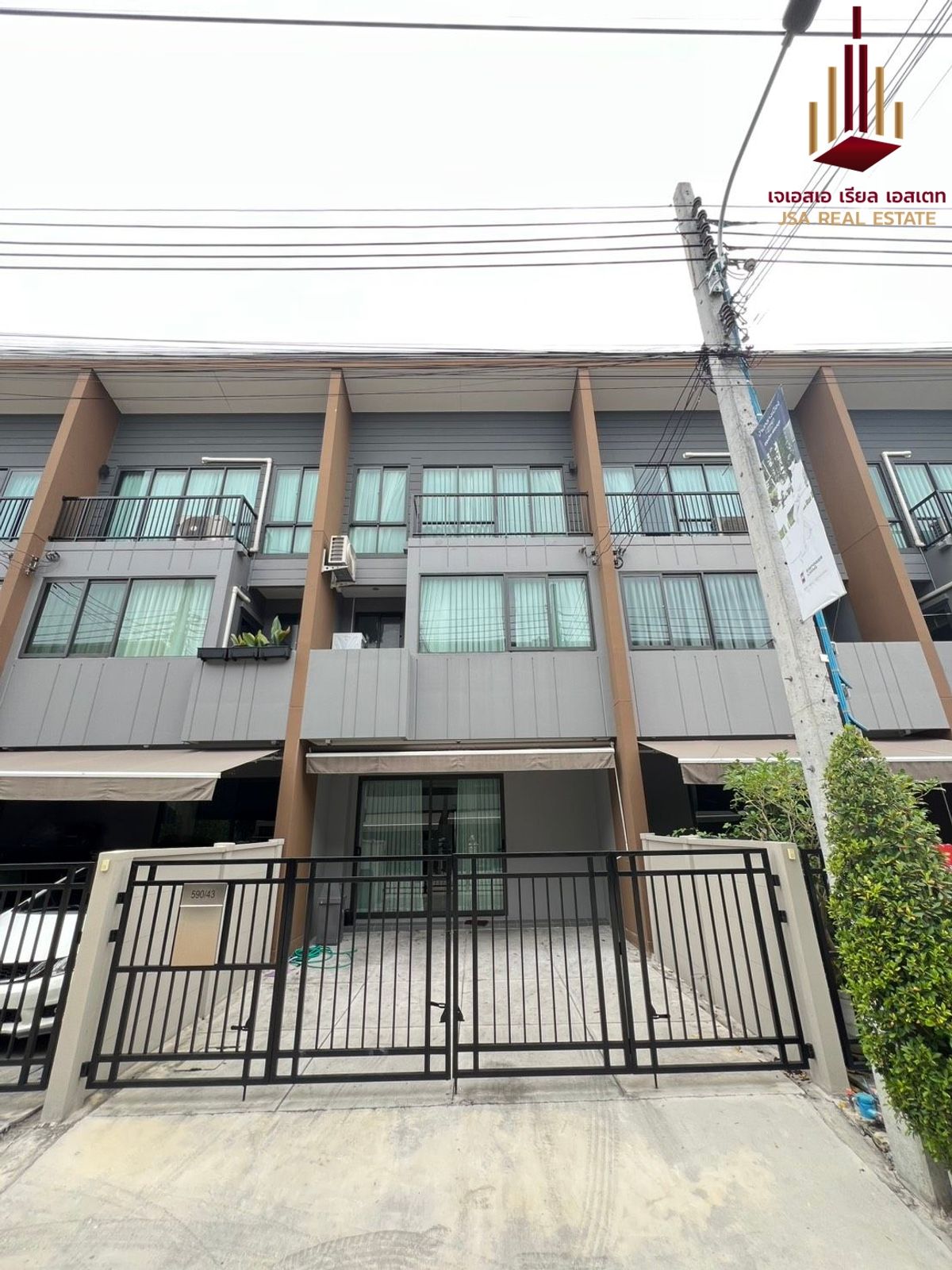 For RentTownhomeOnnut, Udomsuk : ✨ For Rent: Baan Klang Muang Sukhumvit-Onnut✨ 💰 Only 35,000 THB/month