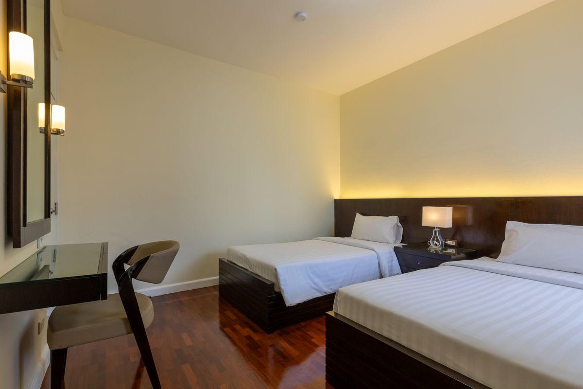 For RentNana, North Nana,Sukhumvit13, Soi Nana : 2 Bedrooms 2 Bathrooms near BTS NANA (166 s.q.m.)