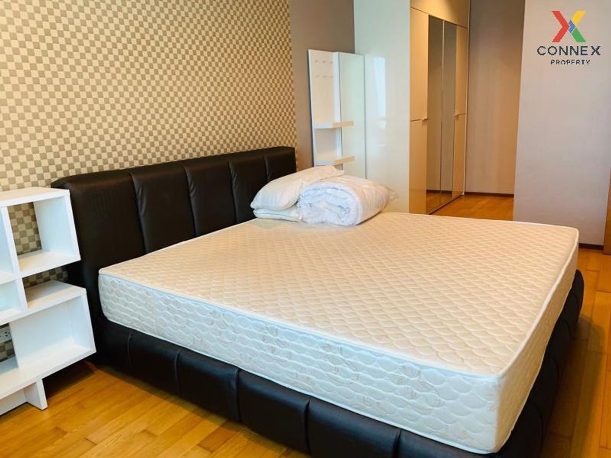 For SaleCondoWongwianyai, Charoennakor : FOR SALE condo , Villa Sathorn , BTS-Krung Thon Buri , Khlong Ton Sai , Khlong San , Bangkok , CX-54649