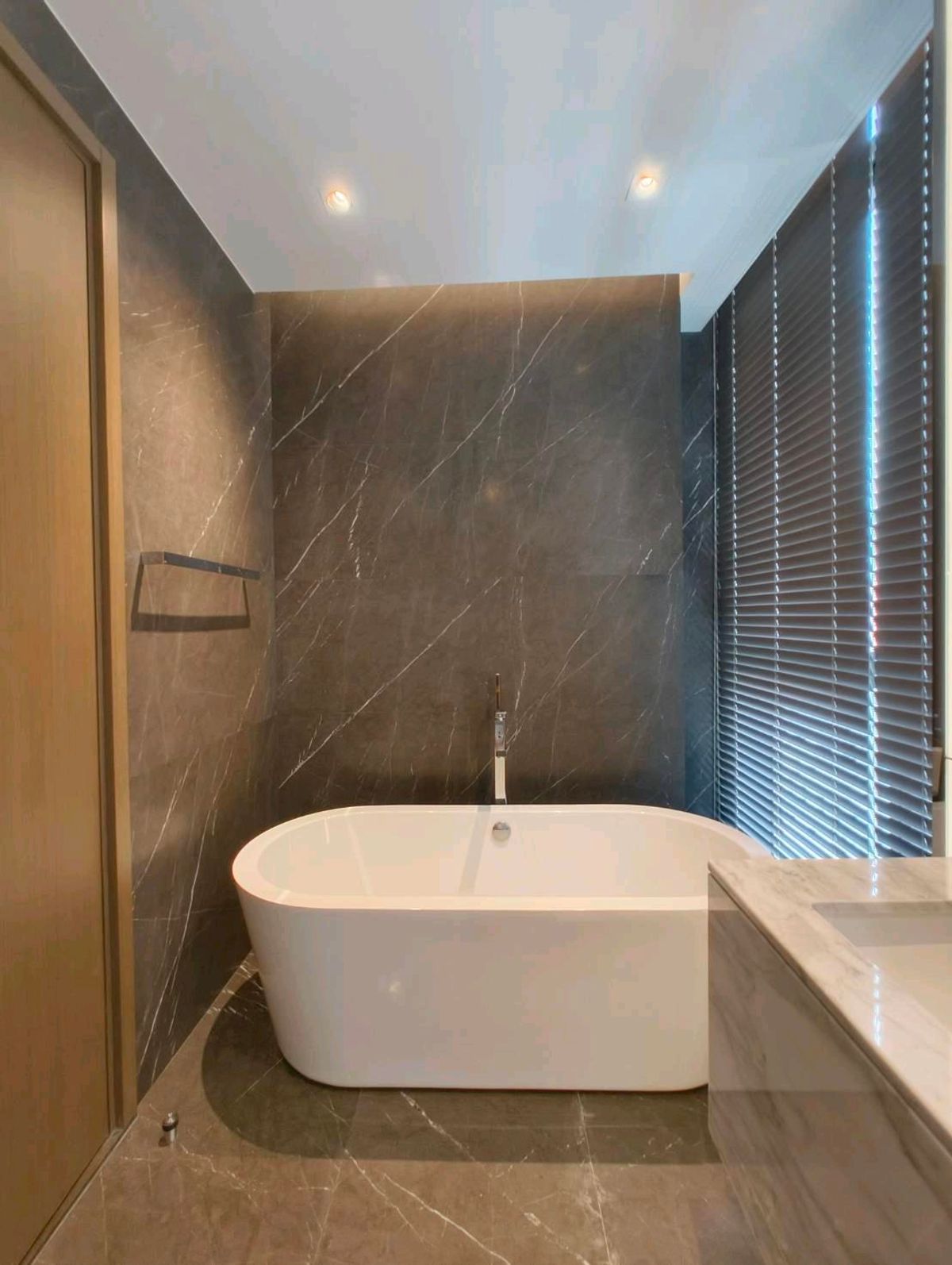 For SaleCondoSukhumvit, Asoke, Thonglor : For sale: The Monument Thonglor, 2 bedrooms.