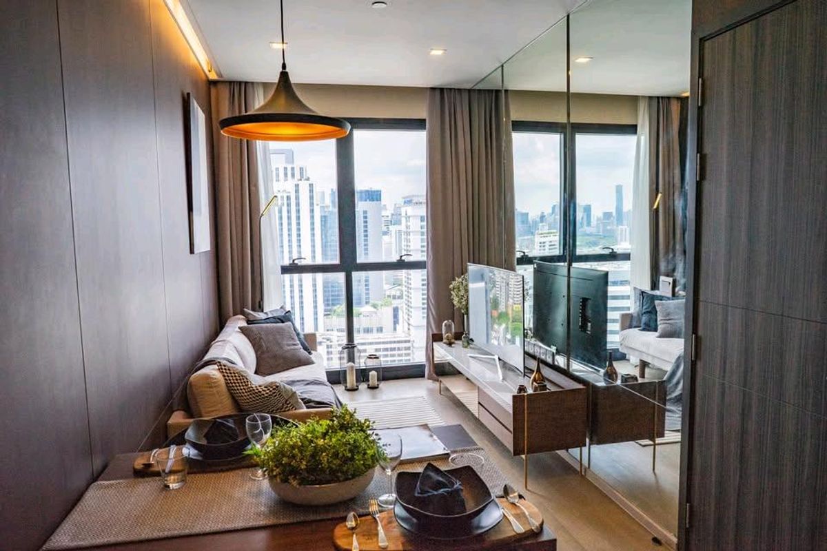 For RentCondoSukhumvit, Asoke, Thonglor : Condo for rent Ashton Asoke, beautifully decorated.