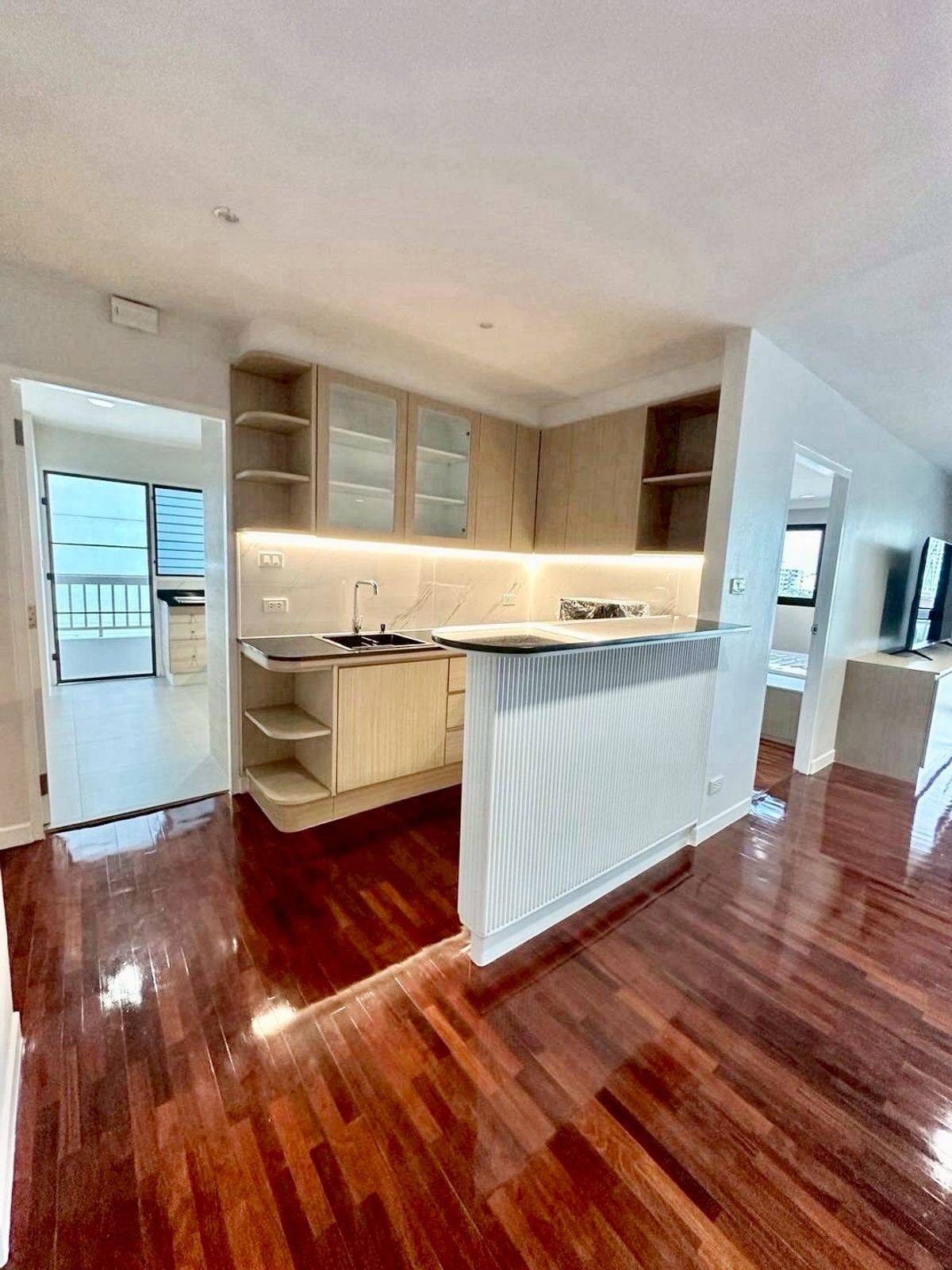 For RentCondoSukhumvit, Asoke, Thonglor : (UL2510073) Tel/Line 096-2479369✨FOR RENT The Waterford Condominium Thonglor,  3 bedrooms, Size 200 Sq.M. New Renovations