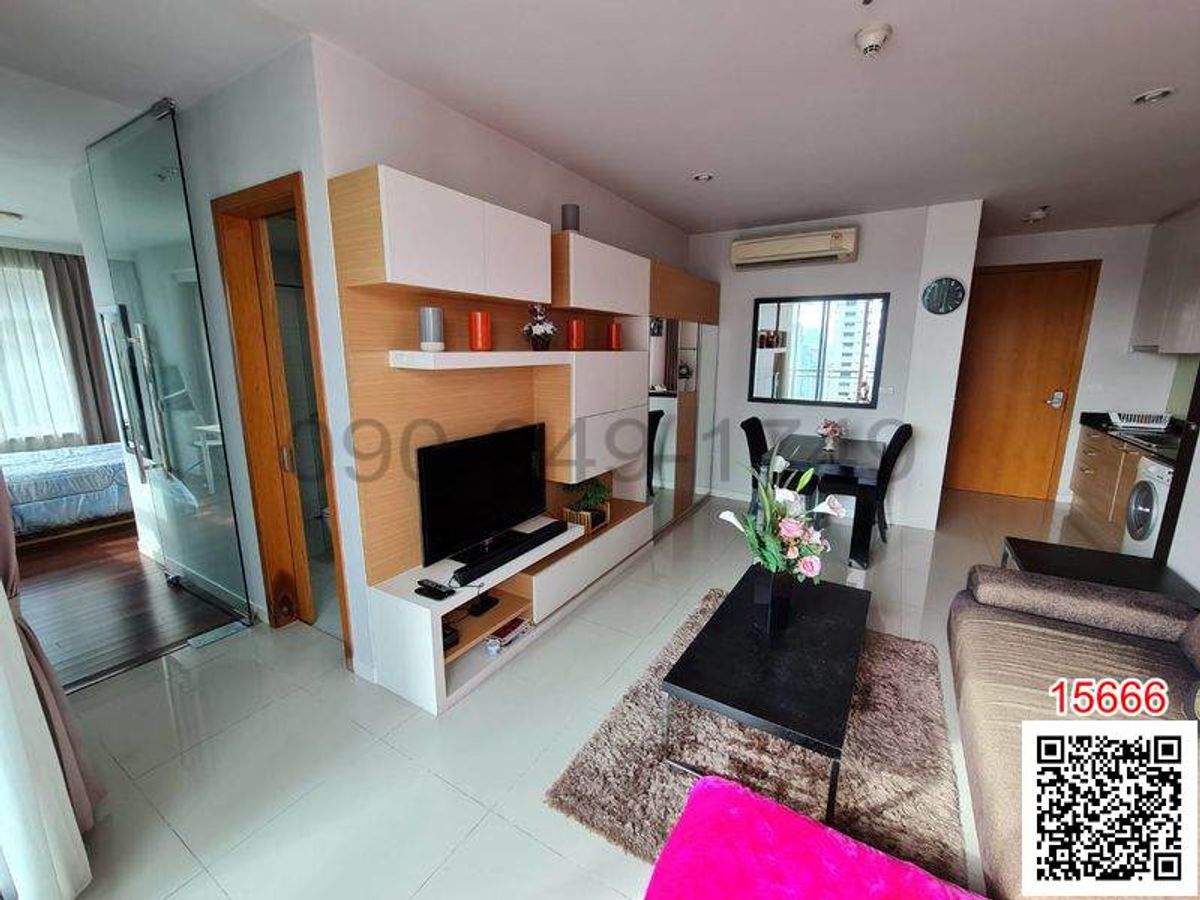For SaleCondoRama9, Petchburi, RCA : Condo for rent: Circle Condominium, view over Bangkok, near MRT Phetchaburi, BTS Nana.