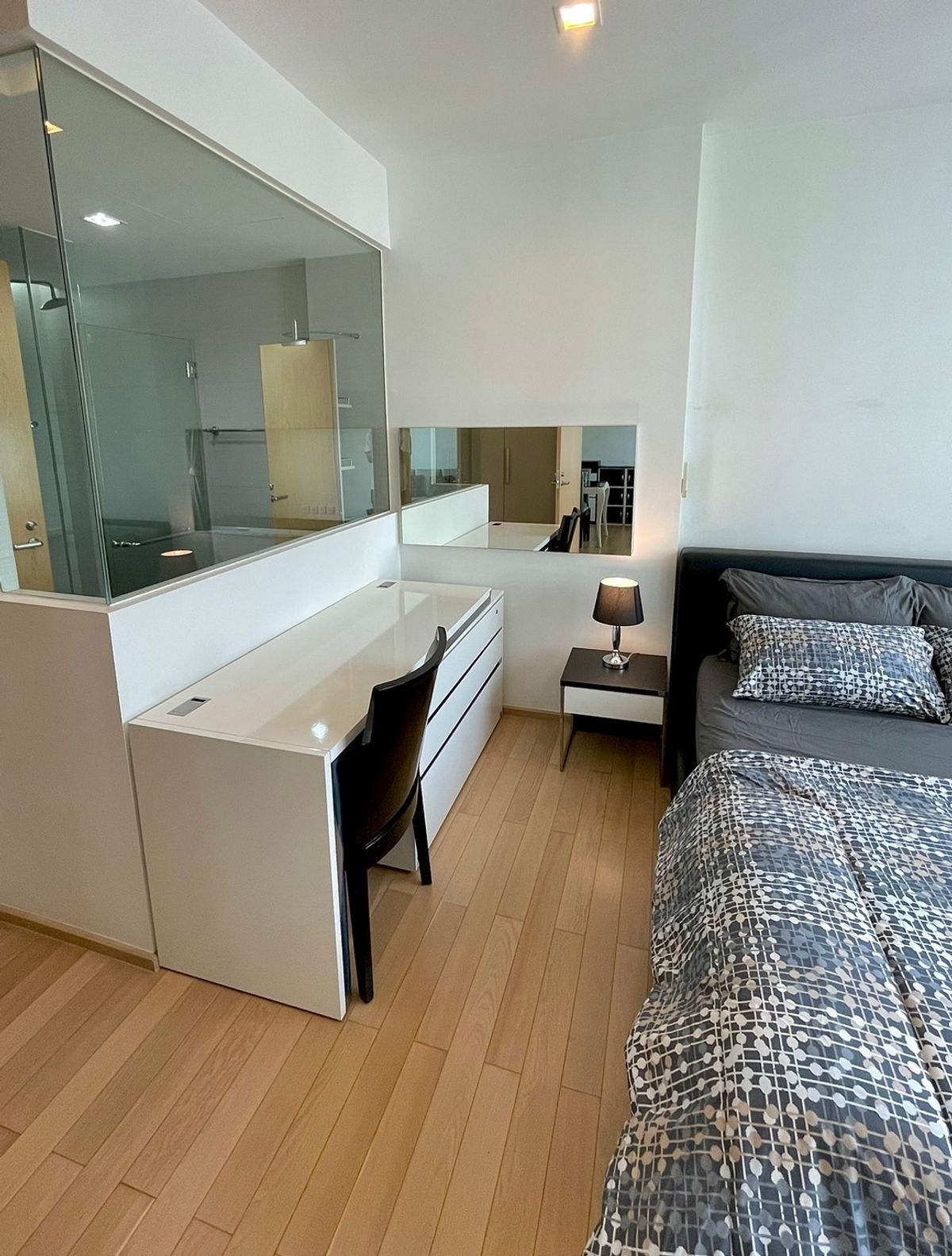 ขายคอนโดสุขุมวิท อโศก ทองหล่อ : For Sale : Siri @Sukhumvit (S15-16585(S))