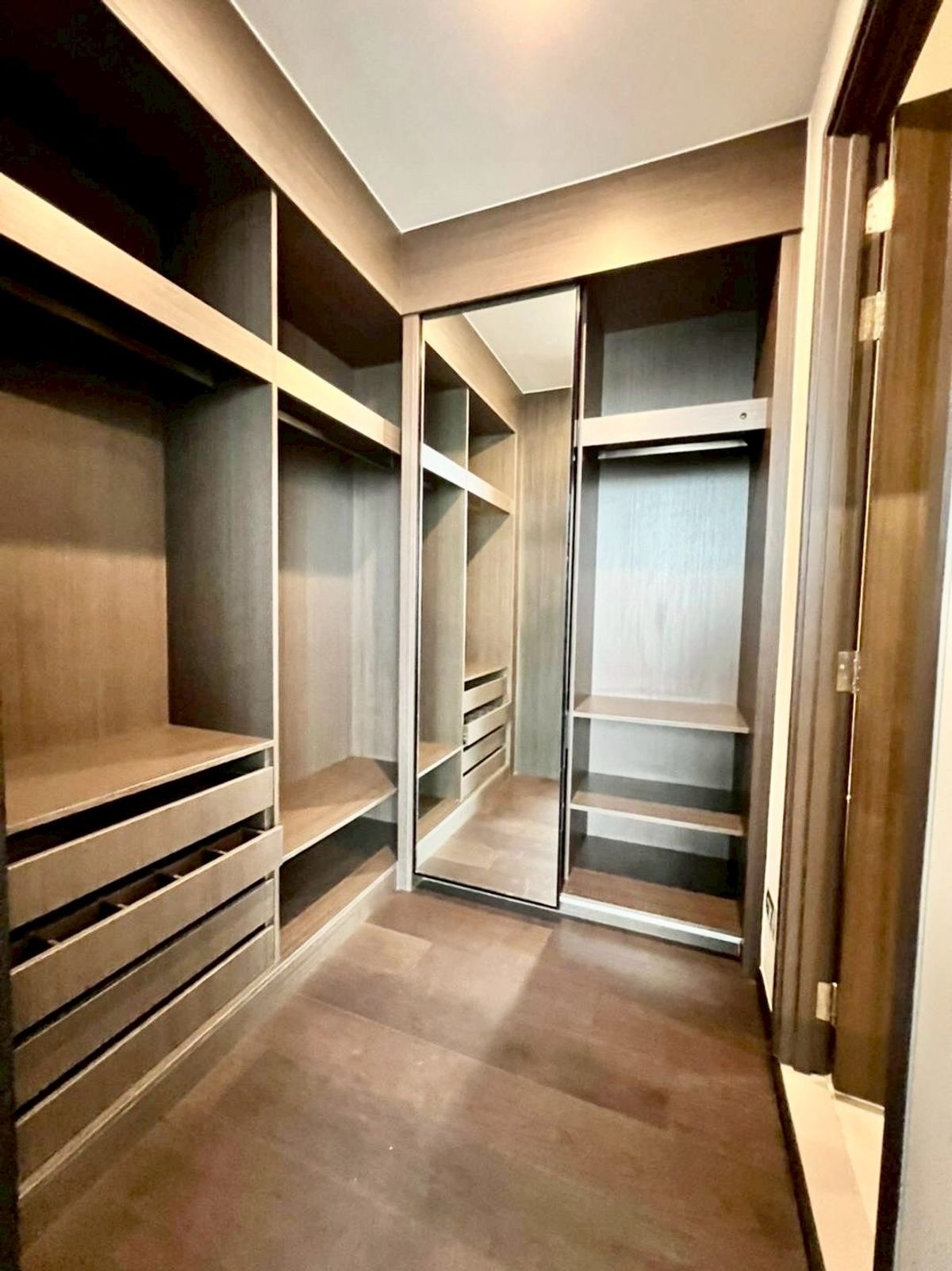 For RentCondoSukhumvit, Asoke, Thonglor : ( UL2510076 ) Tel/Line 096-2479369✨FOR RENT LAVIQ Sukhumvit 57, 2 bedrooms, Size 120 Sq.M. ,RARE ITEM, BEST Price!!!