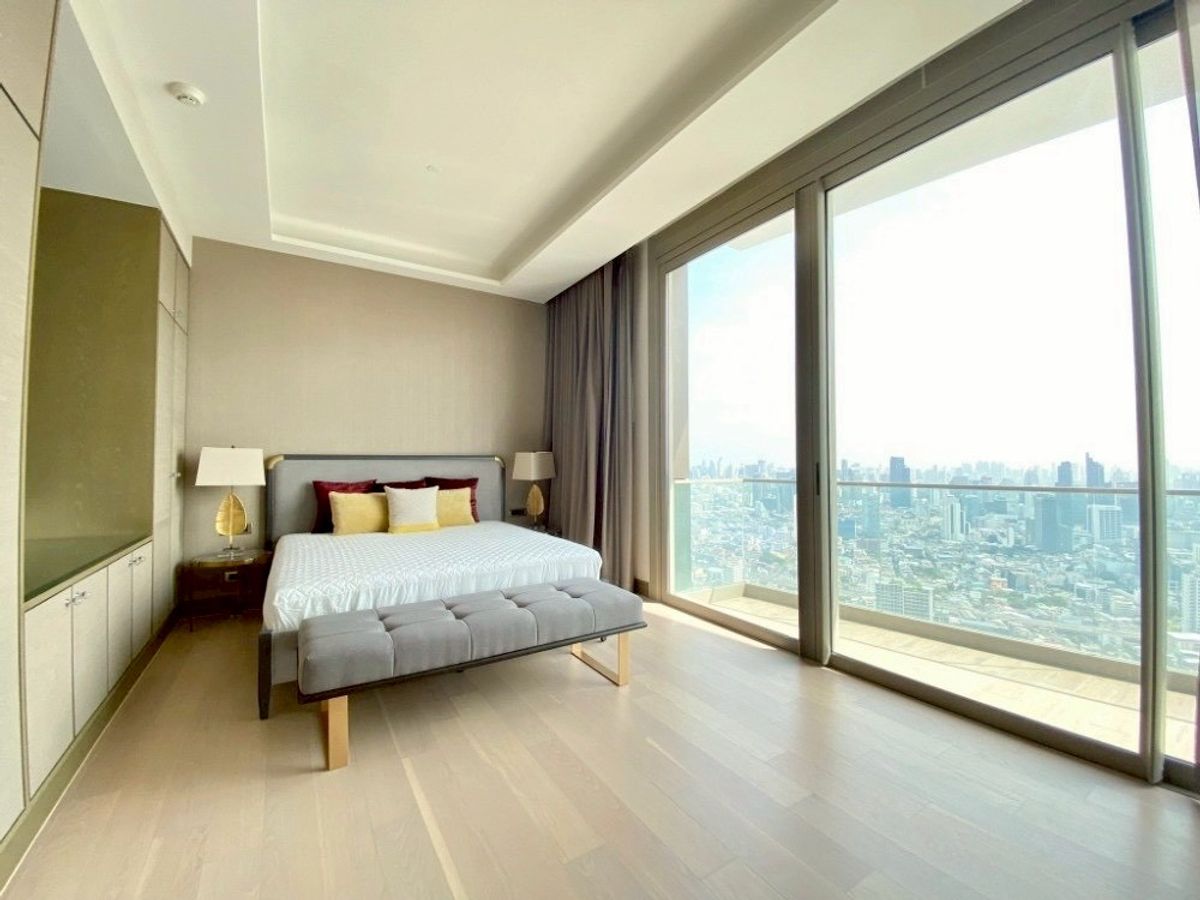 For RentCondoWongwianyai, Charoennakor : ( UL2510074 ) Tel/Line 096-2479369✨FOR RENT The Residences at Mandarin Oriental Bangkok, 3 bedrooms, Size 222 Sq.M. ,RARE ITEM, BEST Price!!!