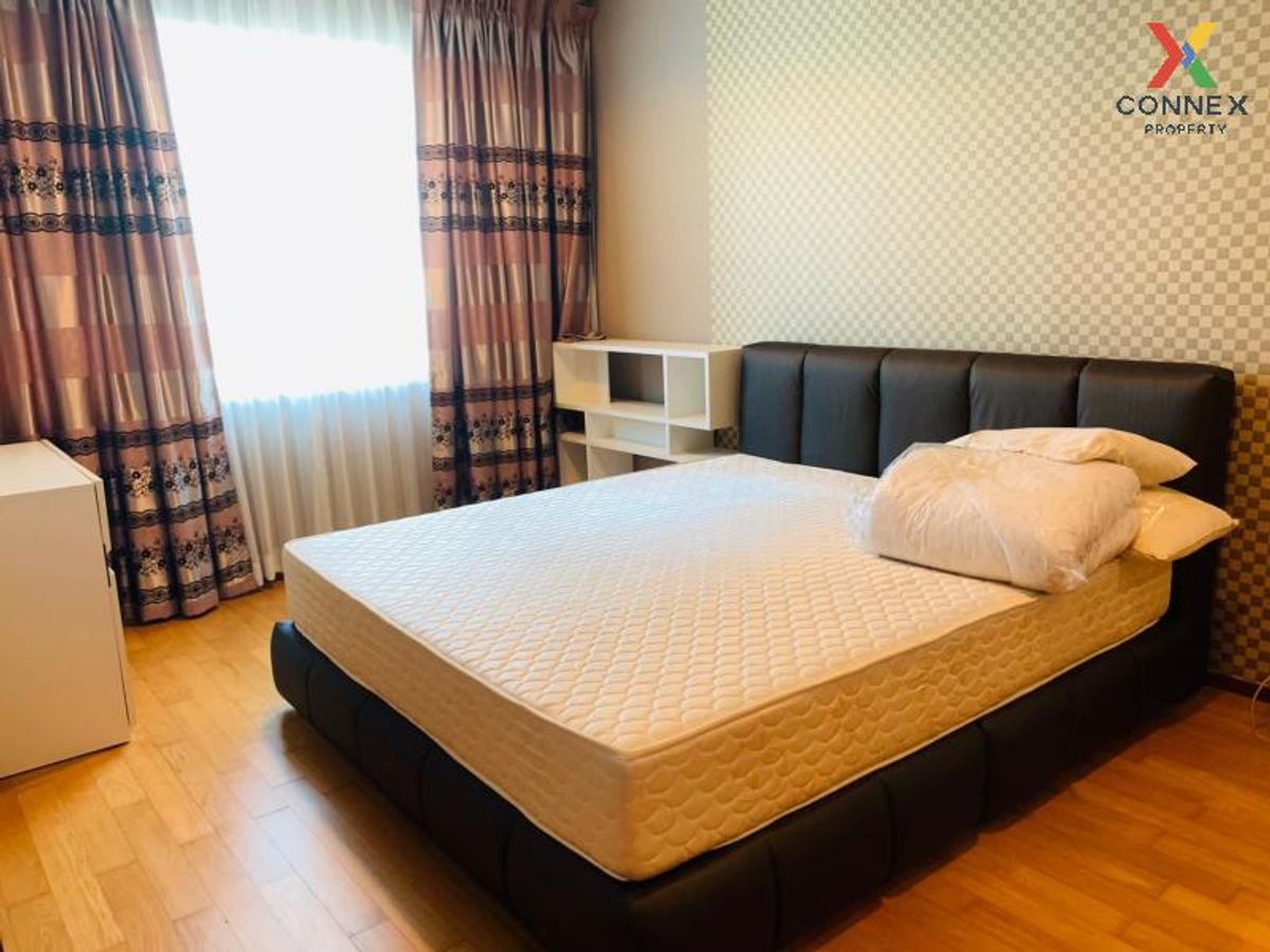 For SaleCondoWongwianyai, Charoennakor : FOR SALE condo , Villa Sathorn , BTS-Krung Thon Buri , Khlong Ton Sai , Khlong San , Bangkok , CX-54649