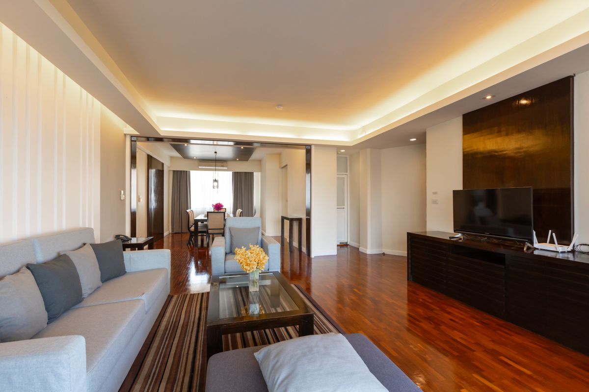 For RentNana, North Nana,Sukhumvit13, Soi Nana : 2 Bedrooms 2 Bathrooms near BTS NANA (166 s.q.m.)