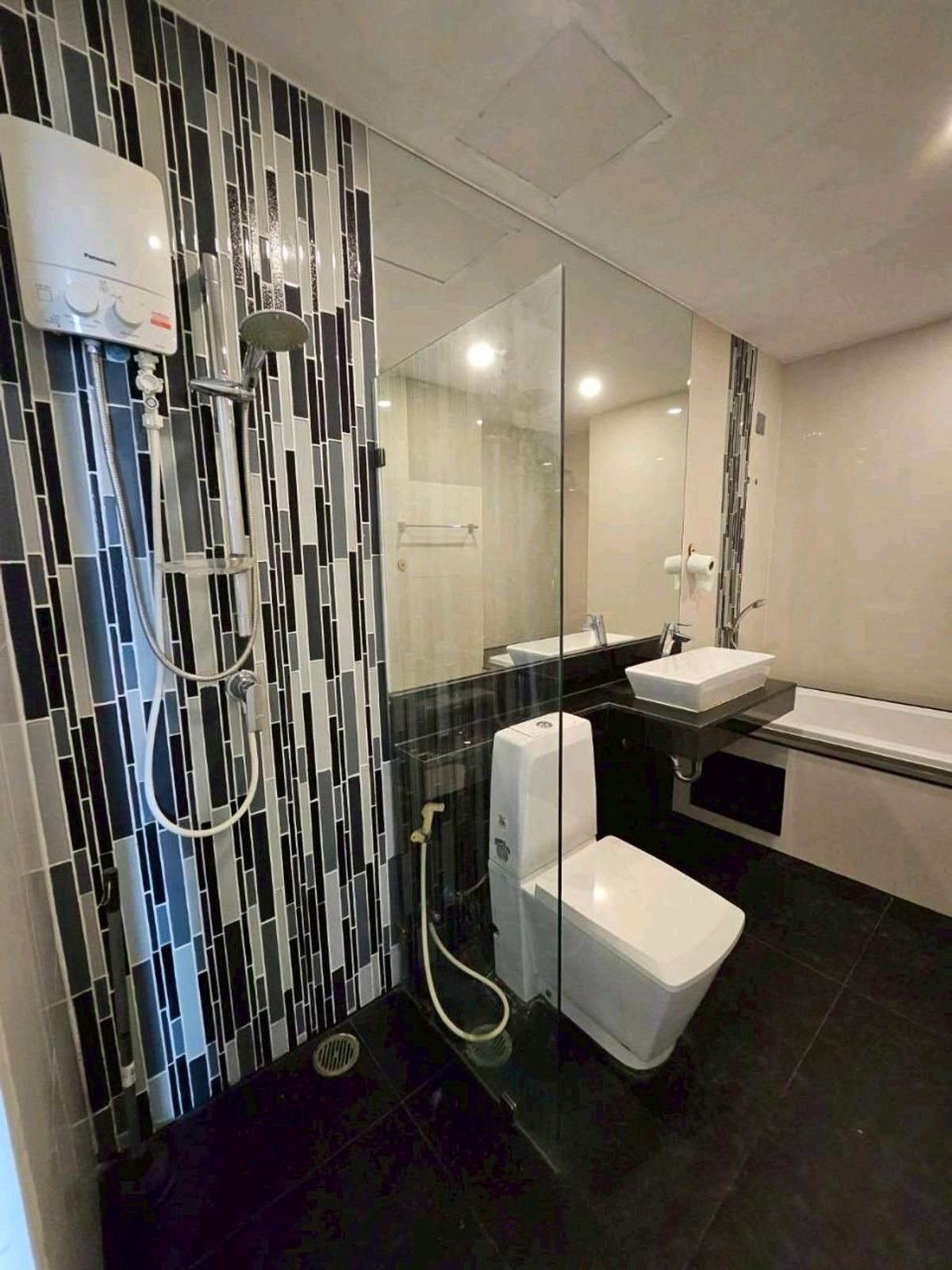 For SaleCondoSathorn, Narathiwat : Condo for Sale: Bangkok Horizon Sathorn–Narathiwas, Prime Location in the Heart of Sathorn – Narathiwas