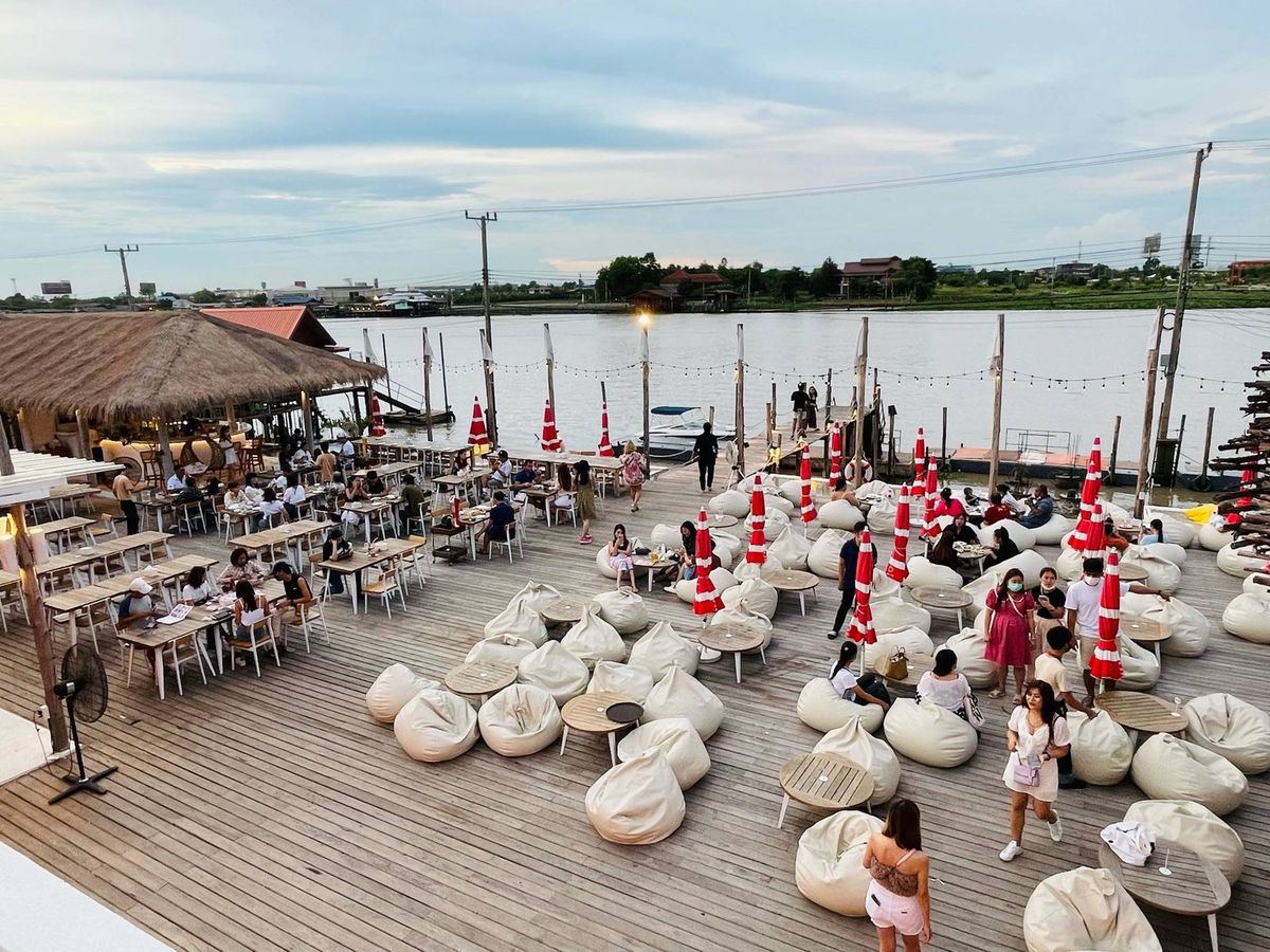 เซ้งร้านค้า/ตลาดนัดพระราม 5 ราชพฤกษ์ บางกรวย : เซ้งกิจการ ให้เช่า คาเฟ่สไตล์บาหลีที่เกาะเกร็ด ตั้งอยู่บนเกาะเกร็ด ริมแม่น้ำเจ้าพระยา พื้นที่ประมาณ 4 ไร่