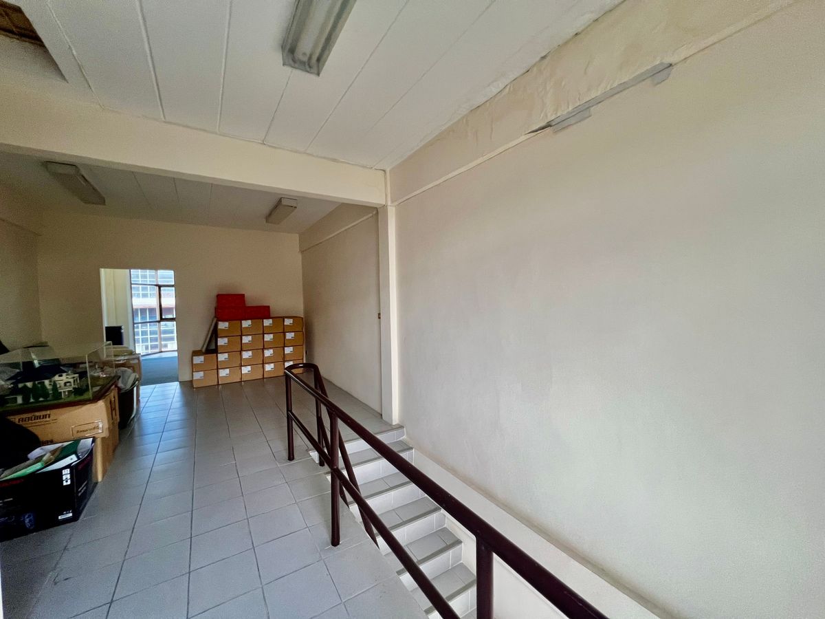 For SaleHome OfficeKaset Nawamin,Ladplakao : For Sale: 5-Storey Corner Commercial Building in Sena District | Fully Renovated, Prime Location, Ready for Business or Investment | High Rental Yield 6%++