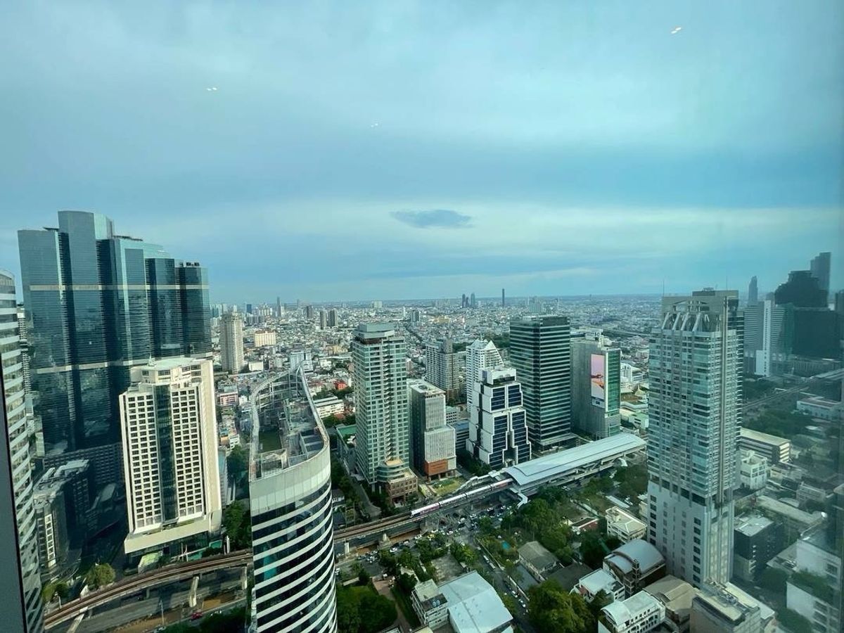 ขายคอนโดสาทร นราธิวาส : The Ritz- Carlton Residences for sale with tenant 