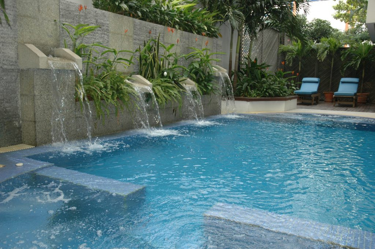 ให้เช่าสีลม ศาลาแดง บางรัก : Pet-friendly Apartment : Saint Louisfor Rent 3 Bed 3 Baht , Size : 270 sqm, 75000 THB per month