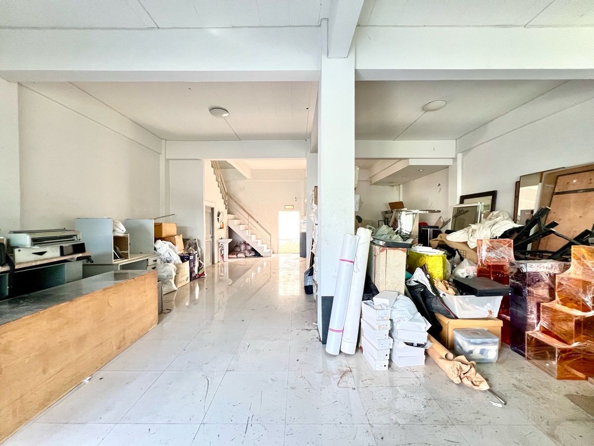 ขายอาคารพาณิชย์บางนา แบริ่ง ลาซาล : ขายถูกอาคารพาณิชย์ 2 คูหา 4 ชั้น 70 ตารางวา ใกล้ BTS แบริ่ง ทำเลดี เดินทางสะดวกหลายเส้นทาง