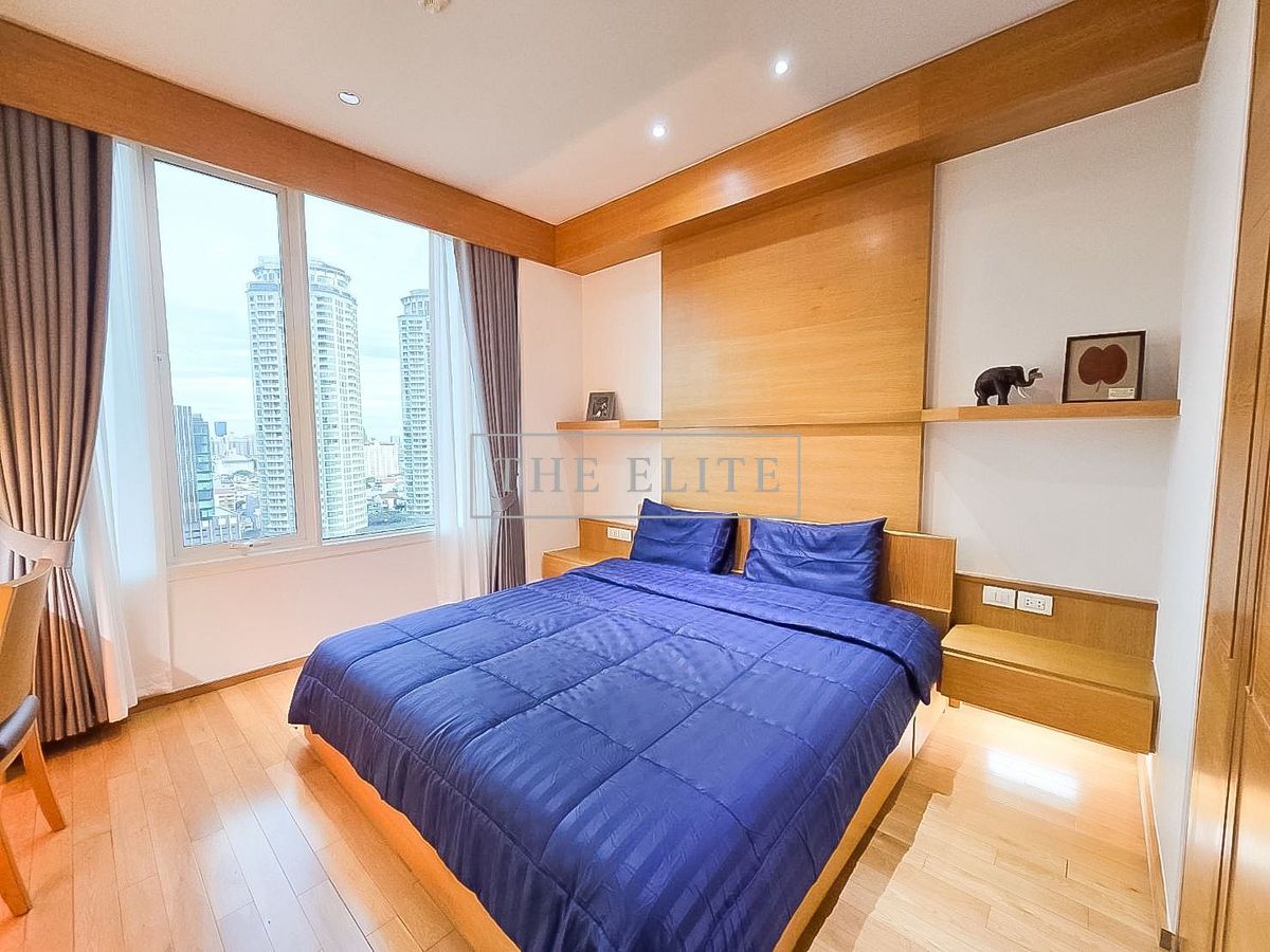 For SaleCondoSathorn, Narathiwat : ✨ Big room, fully decorated, all in one place, The Empire Place Sathorn, very good location. City view in the heart of the CBD, ready to occupy 💯